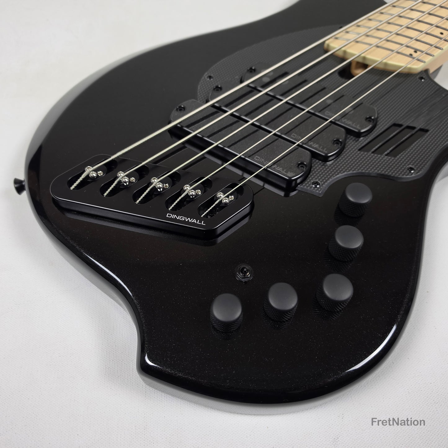 Dingwall Dingwall NG3 5-String Metallic Black Fanned Fret Multi-Scale - 9.14lbs #20928B B-Stock
