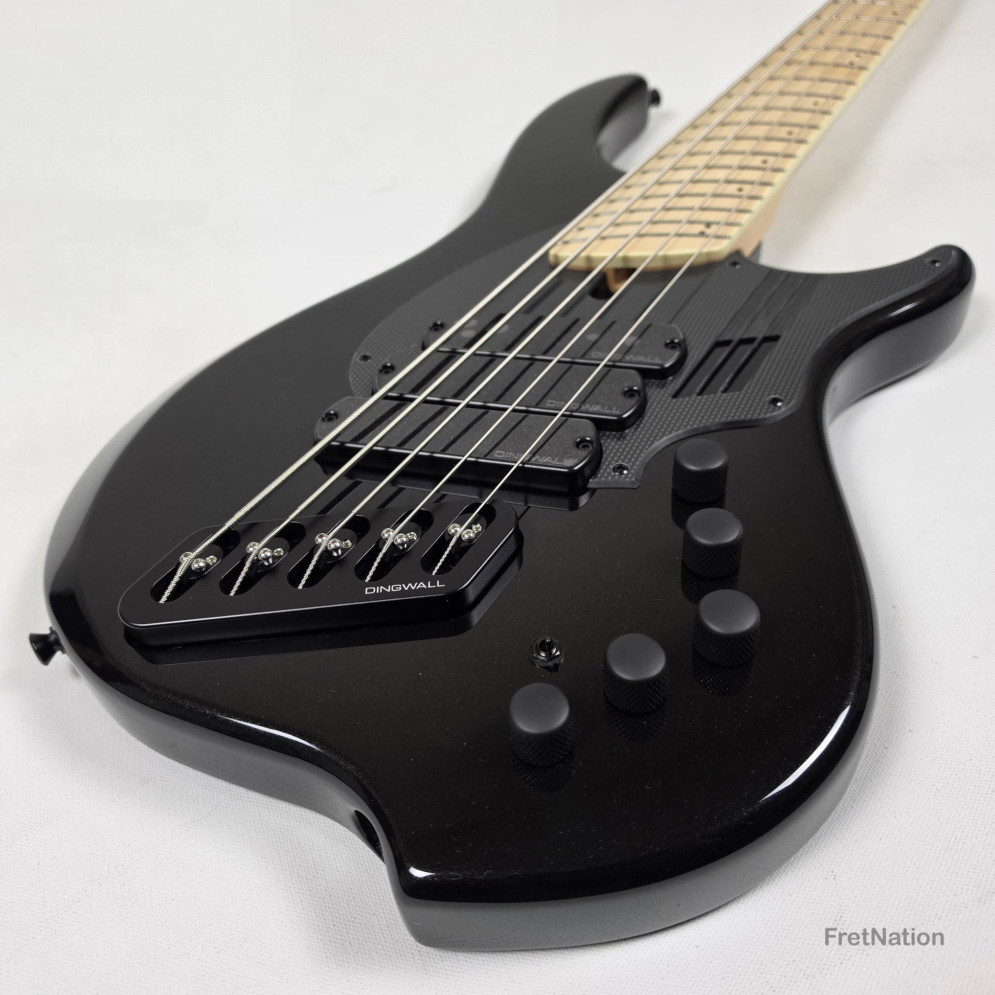 Dingwall Dingwall NG3 5-String Metallic Black Fanned Fret Multi-Scale - 9.14lbs #20928B B-Stock