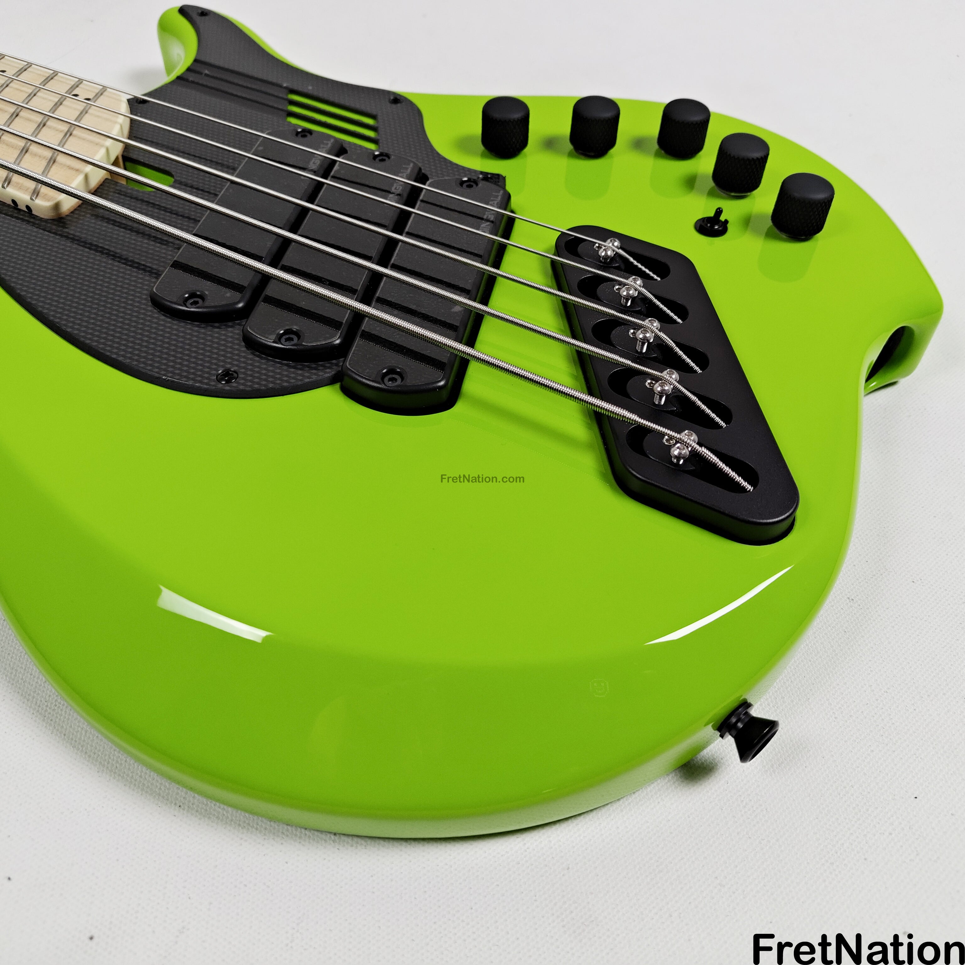 Dingwall NG3 5-String Ferrari Green Fanned Fret Multi-Scale - 9.18