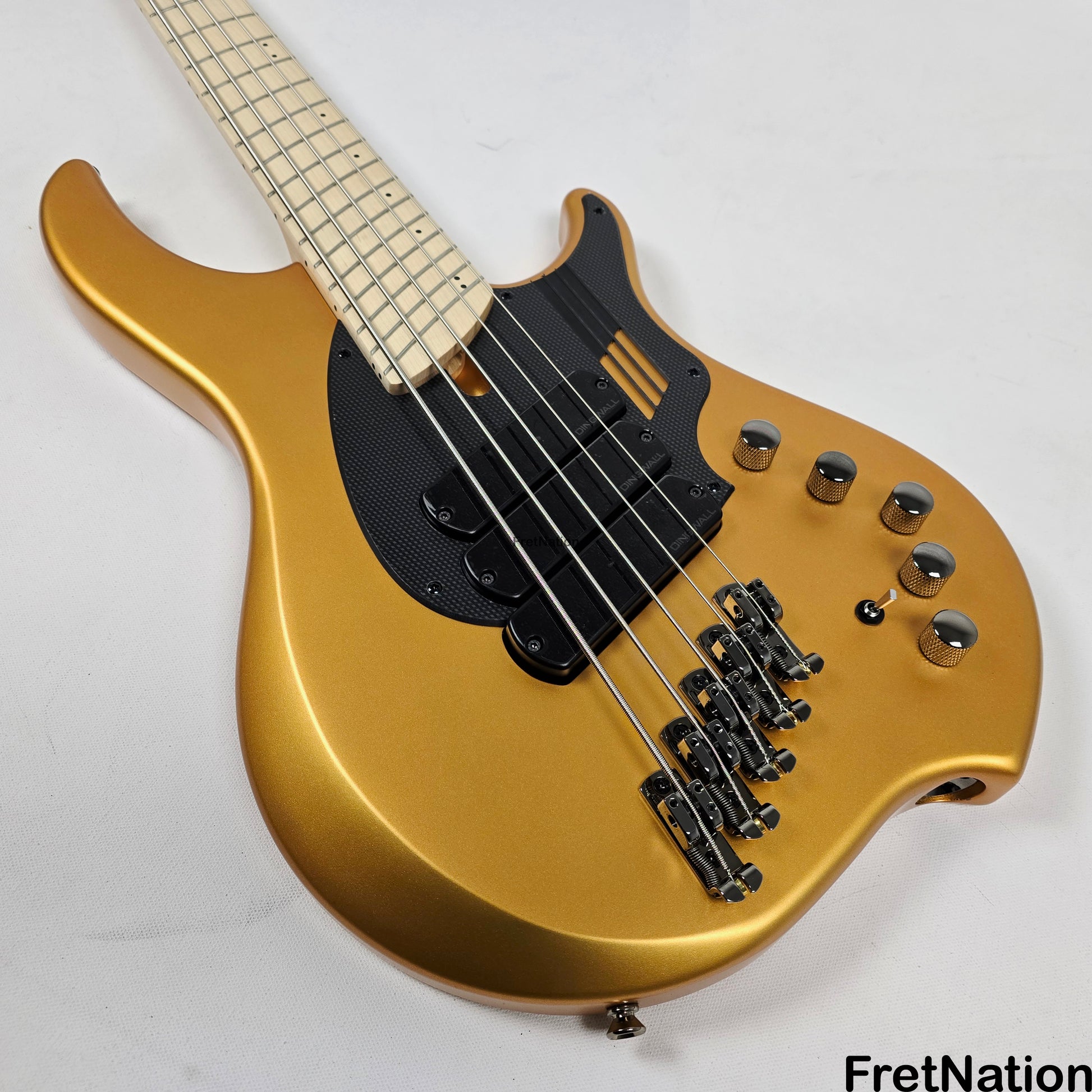 Dingwall Dingwall NG3 5-String Matte Gold Metallic Bass w/ Bag 8.96lbs 17183