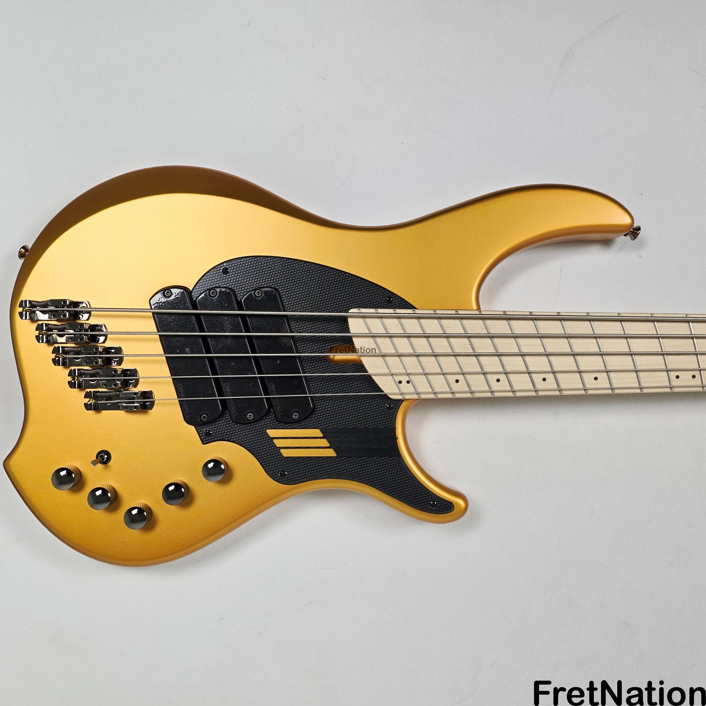 Dingwall Dingwall NG3 5-String Matte Gold Metallic Bass w/ Bag 8.96lbs 17183