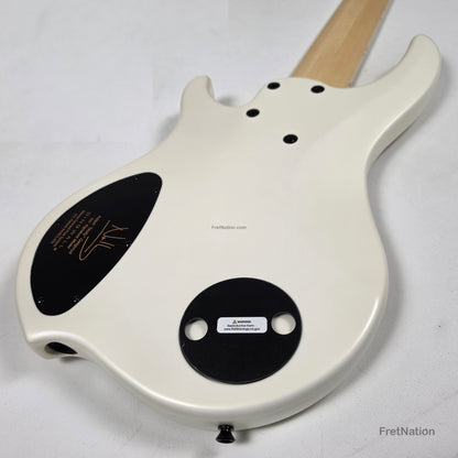Dingwall Dingwall NG3 6-String Matte Ducati White Pearl Bass w/ Bag 9.72lbs #19965B B-Stock
