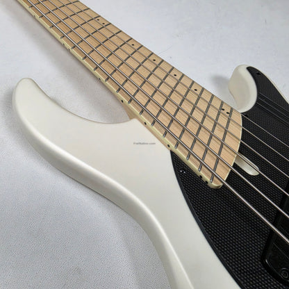 Dingwall Dingwall NG3 6-String Matte Ducati White Pearl Bass w/ Bag 9.72lbs #19965B B-Stock