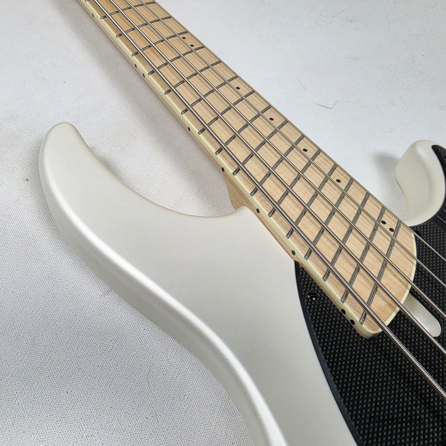 Dingwall NG3 5-String Ducati White Fanned Fret Multi-Scale - 9.06lbs #21063