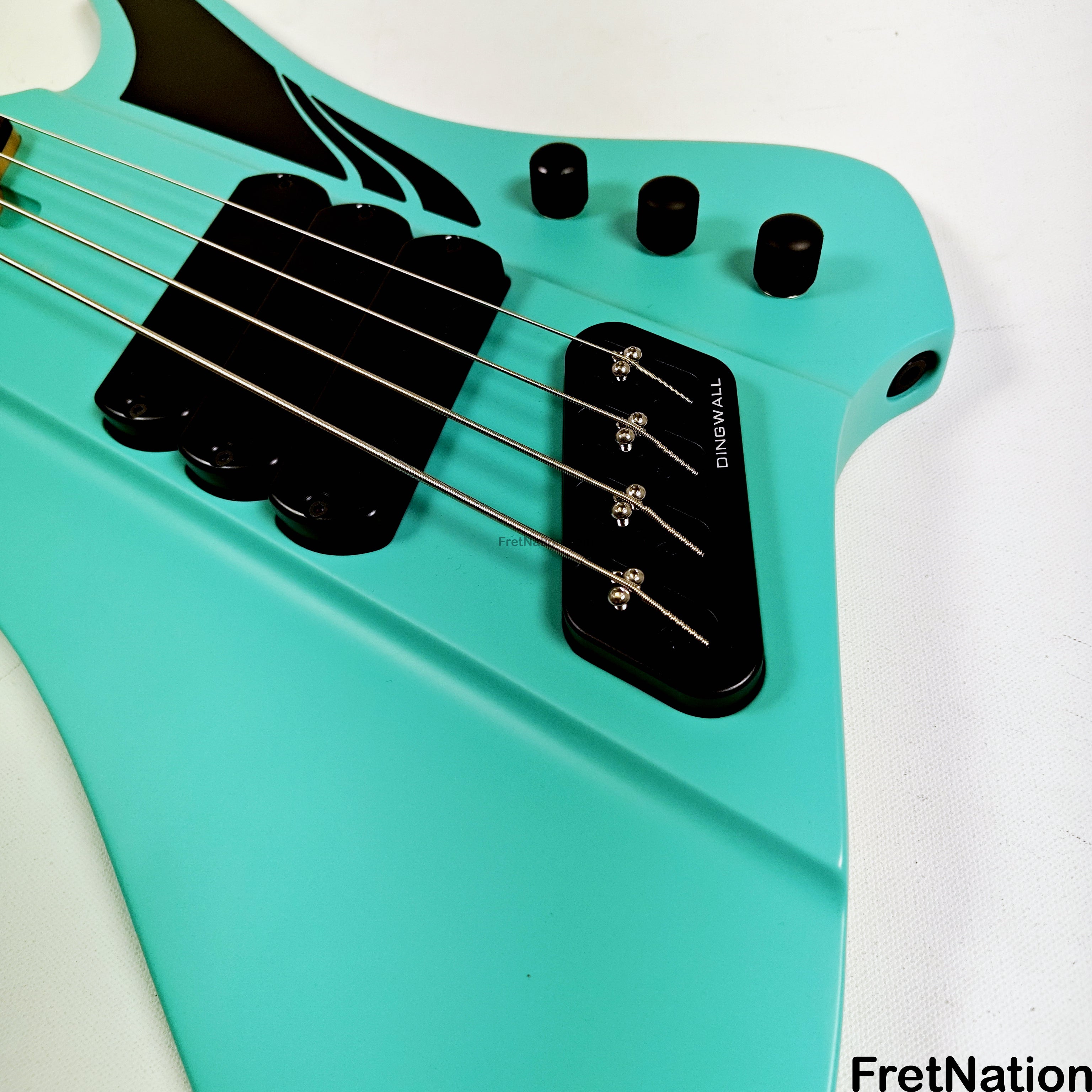 Dingwall D-Roc Standard 4-String Matte Celestial Blue - 9.02lbs