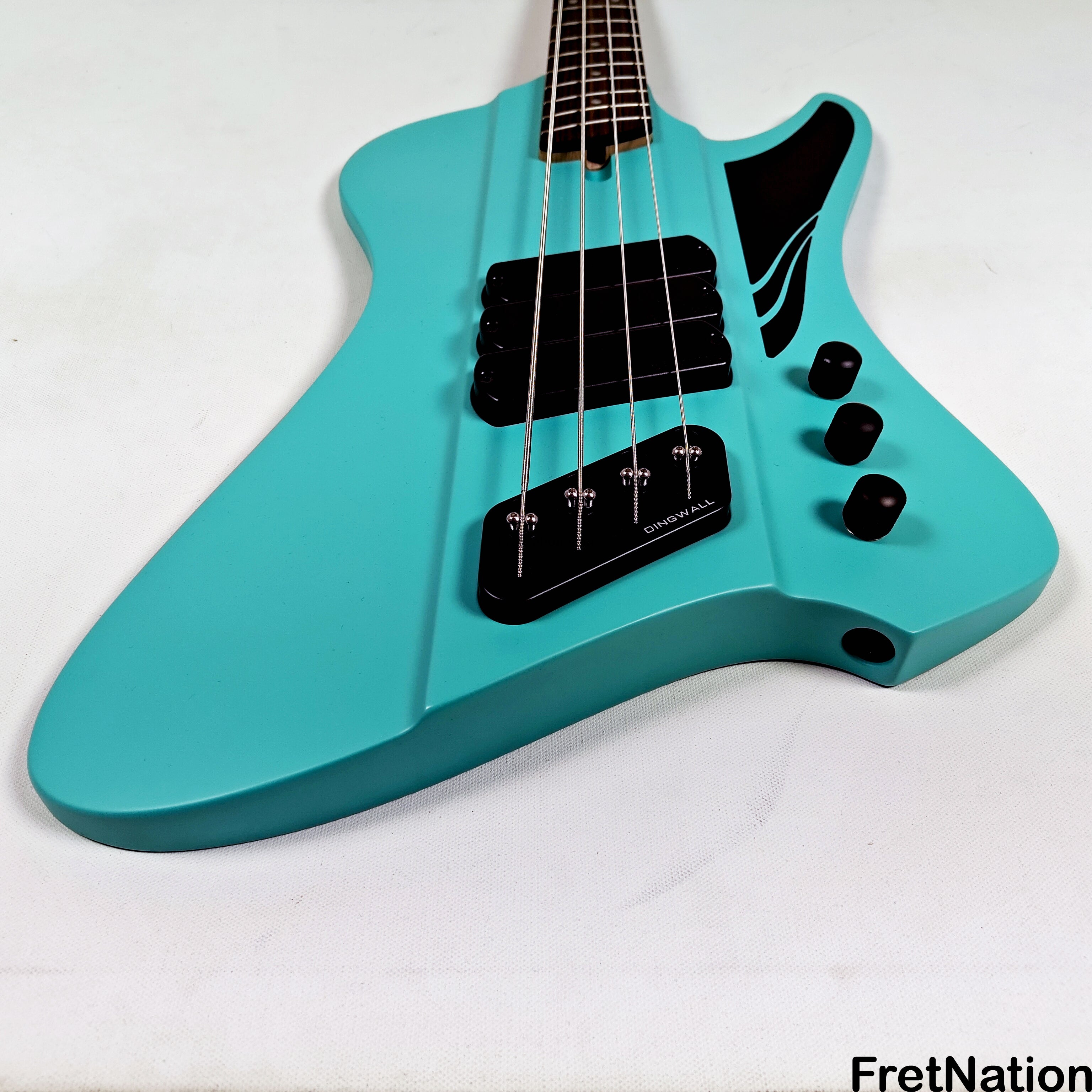 Dingwall D-Roc Standard 4-String Matte Celestial Blue - 9.02lbs