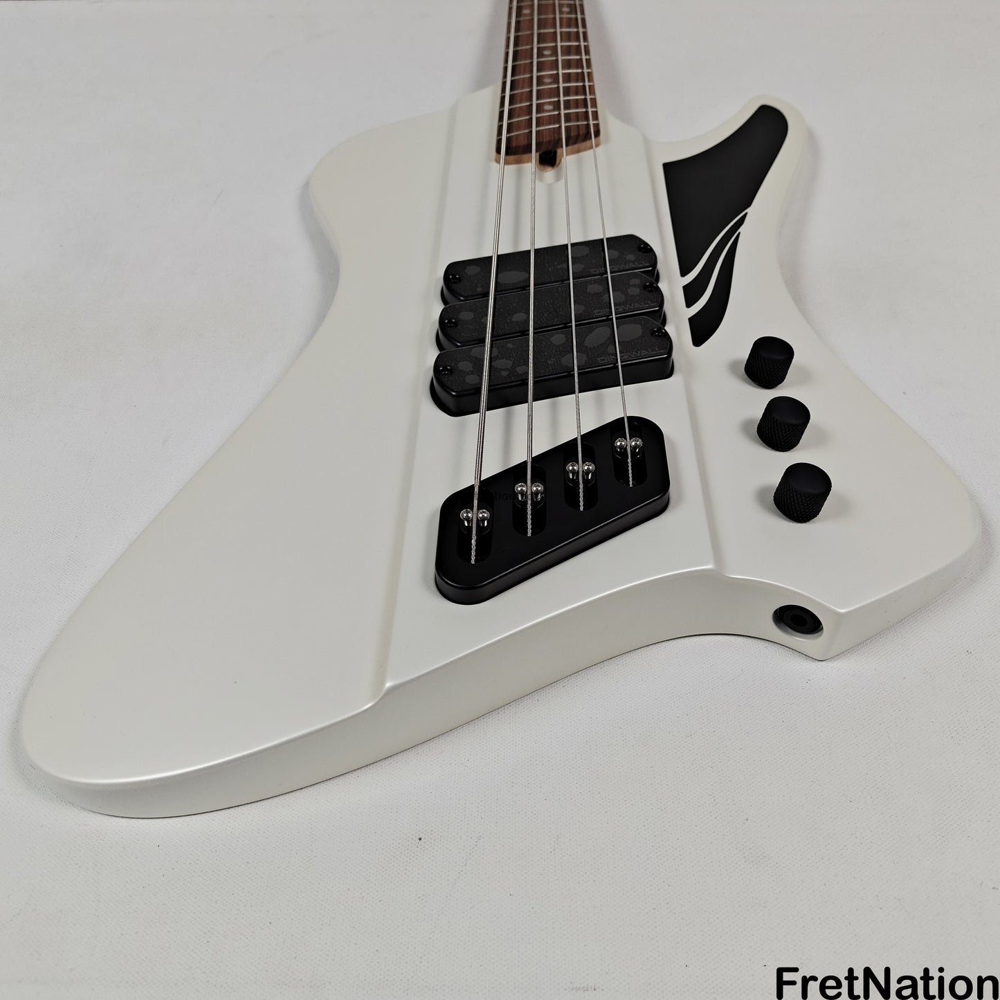 Dingwall Dingwall D-Roc Standard 4-String Ducati White - 9.84lbs #18969