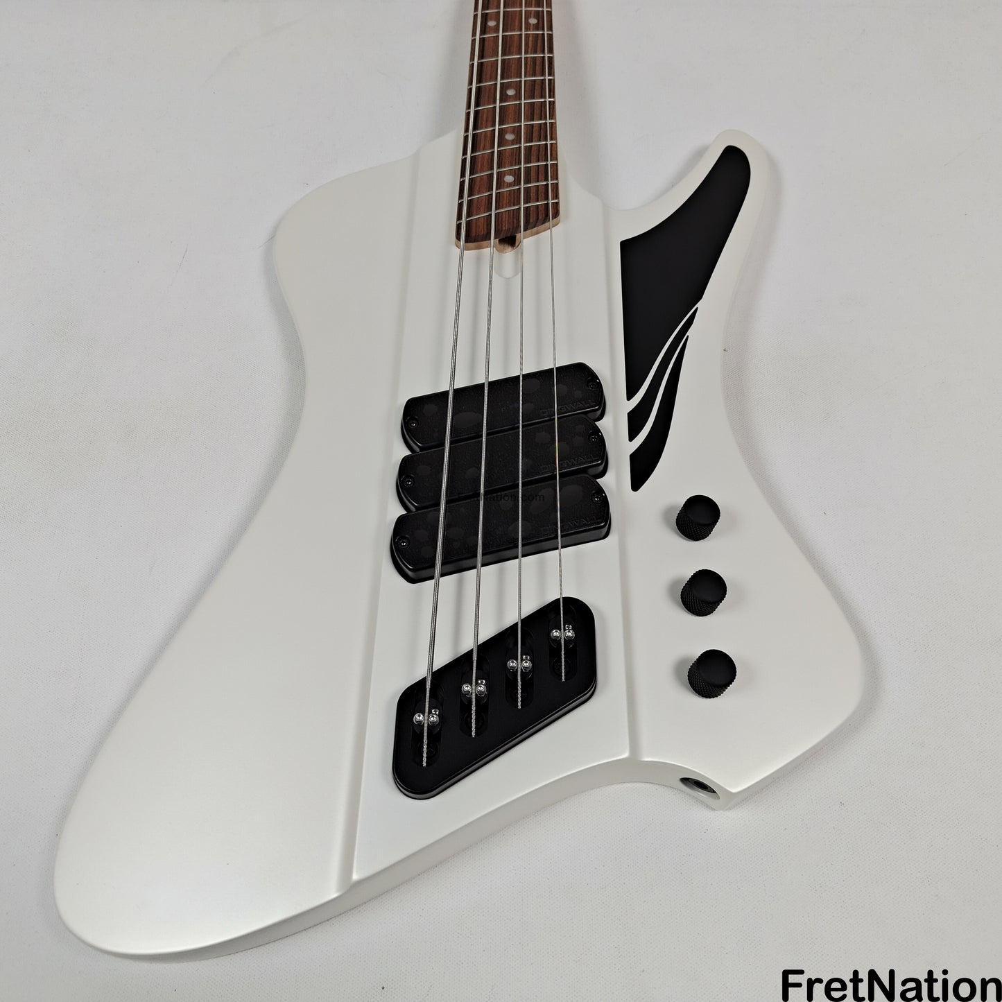 Dingwall Dingwall D-Roc Standard 4-String Ducati White - 9.84lbs #18969
