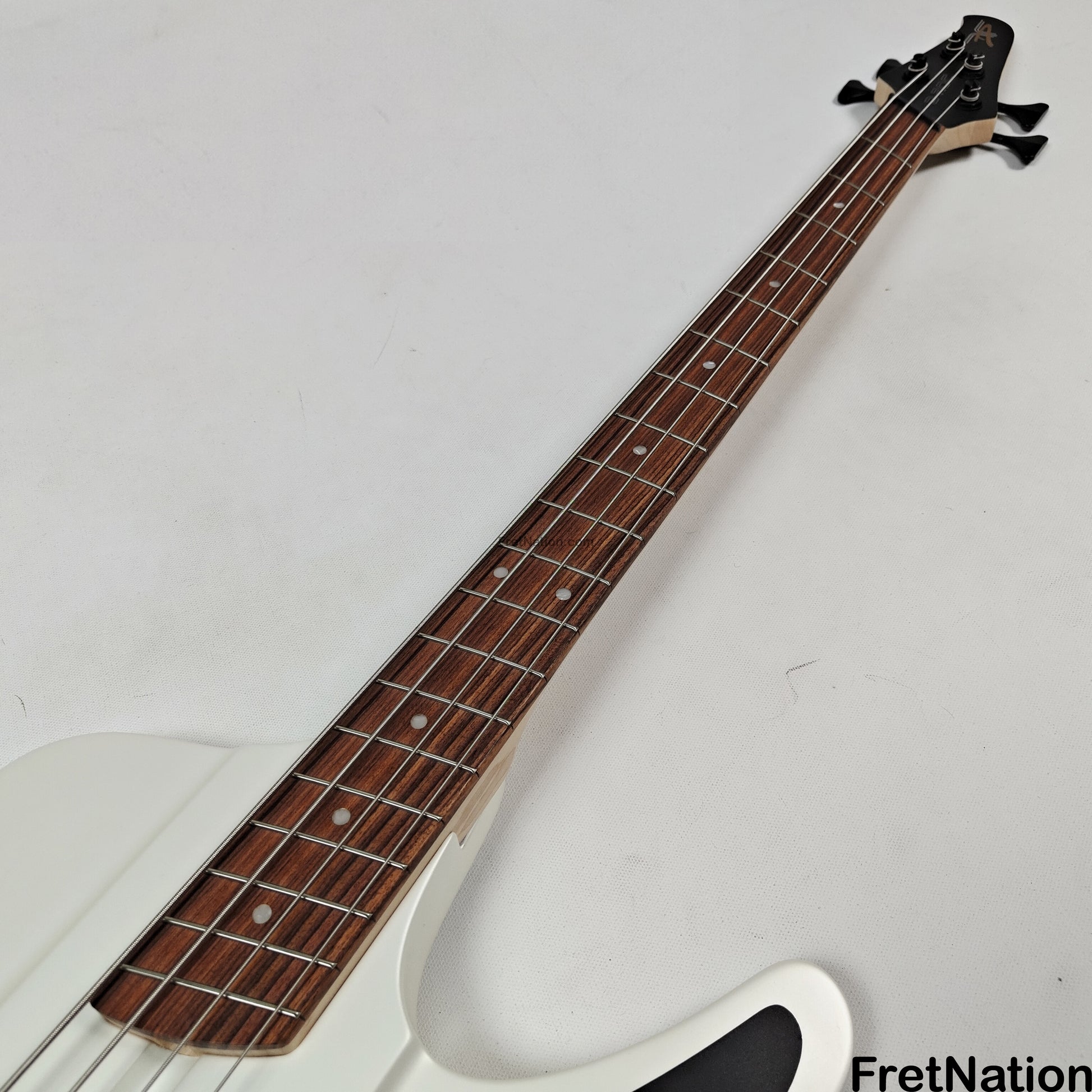 Dingwall Dingwall D-Roc Standard 4-String Ducati White - 9.84lbs #18969