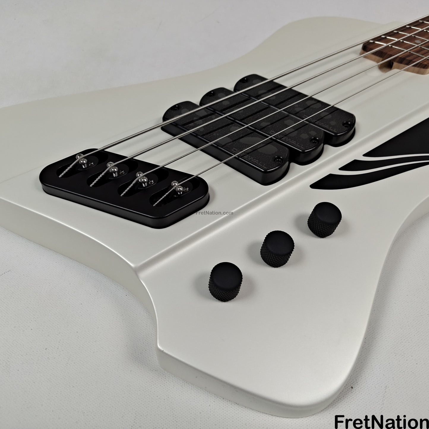 Dingwall Dingwall D-Roc Standard 4-String Ducati White - 9.84lbs #18969