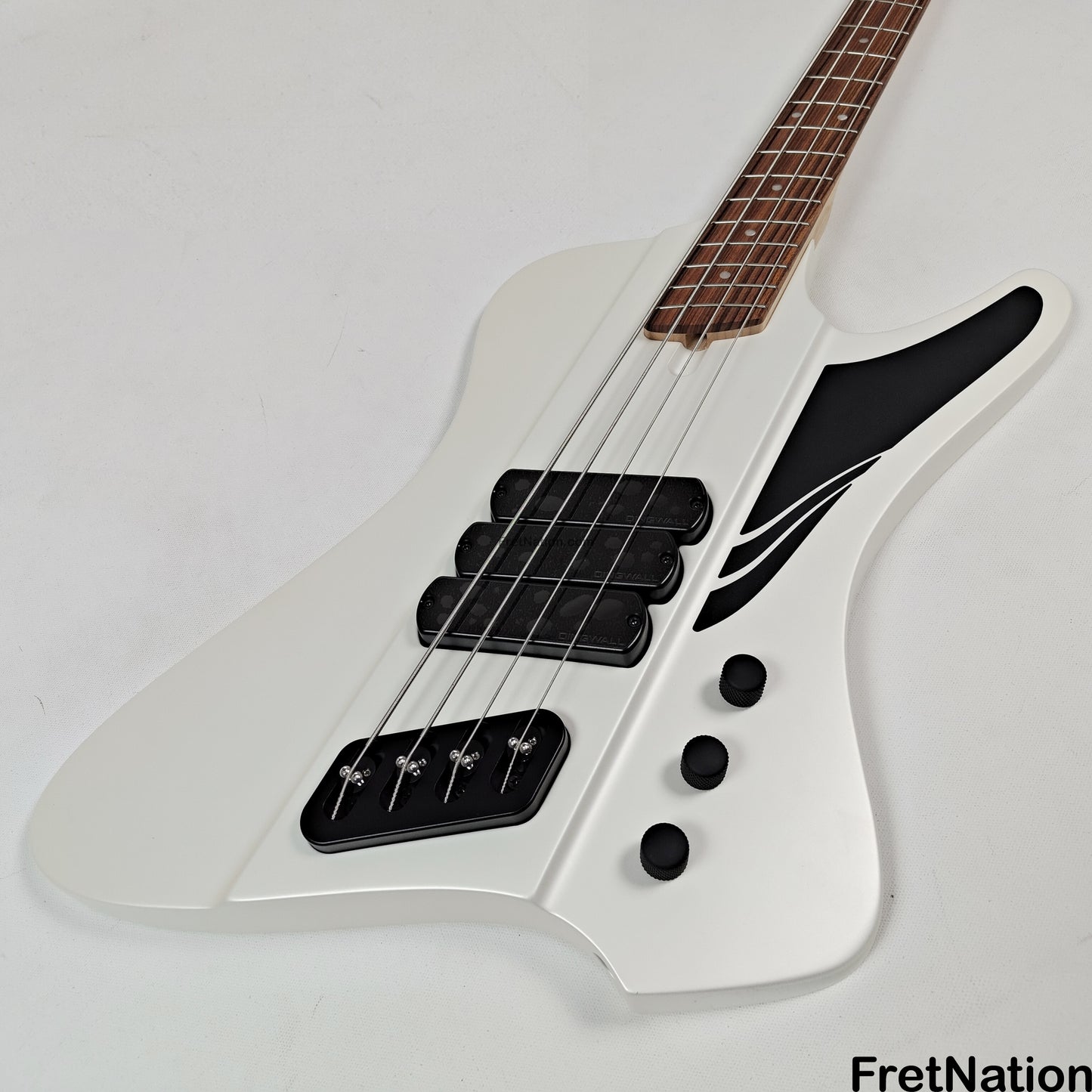 Dingwall Dingwall D-Roc Standard 4-String Ducati White - 9.84lbs #18969