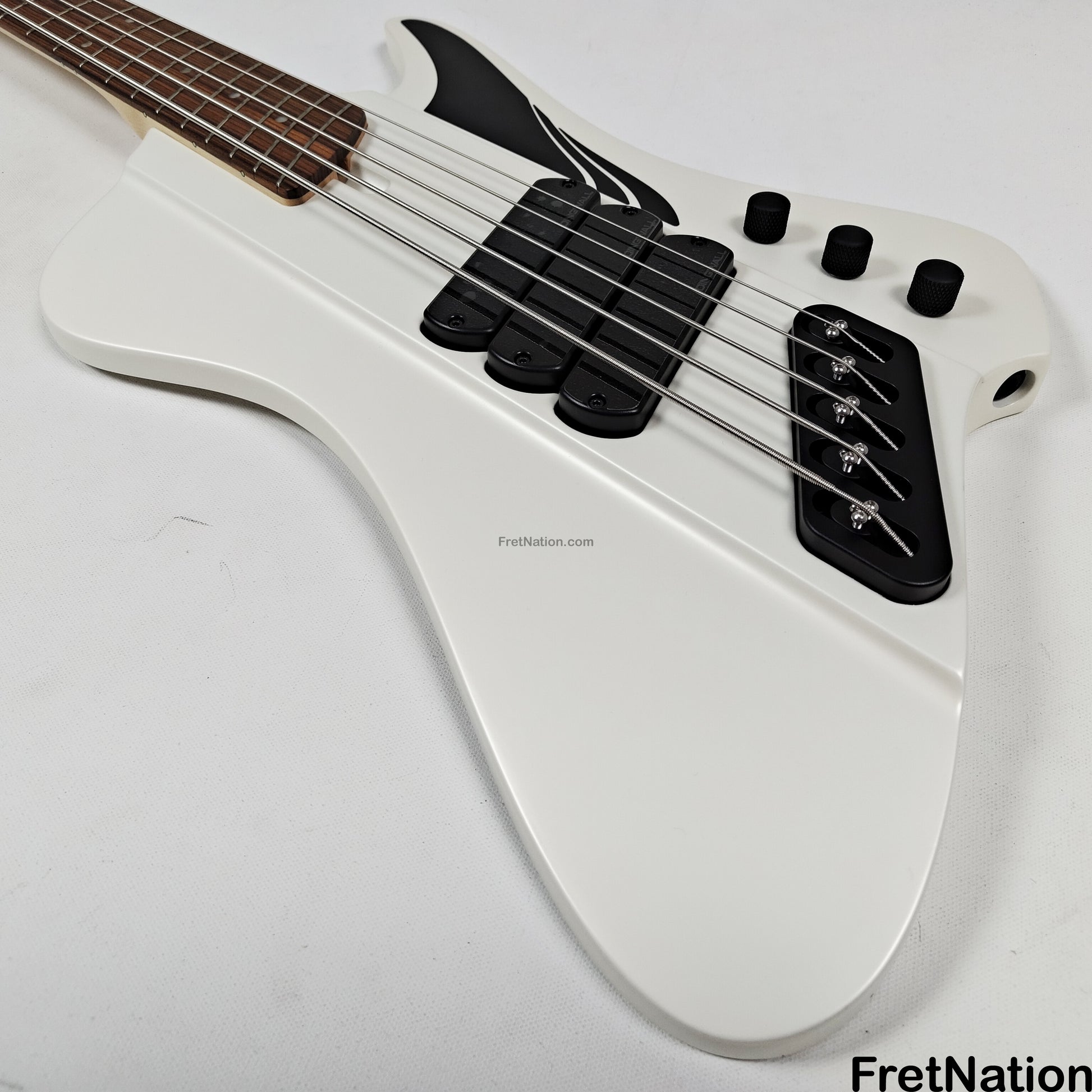 Dingwall Dingwall D-Roc Standard 5-String Ducati White - 11.08lbs #17015