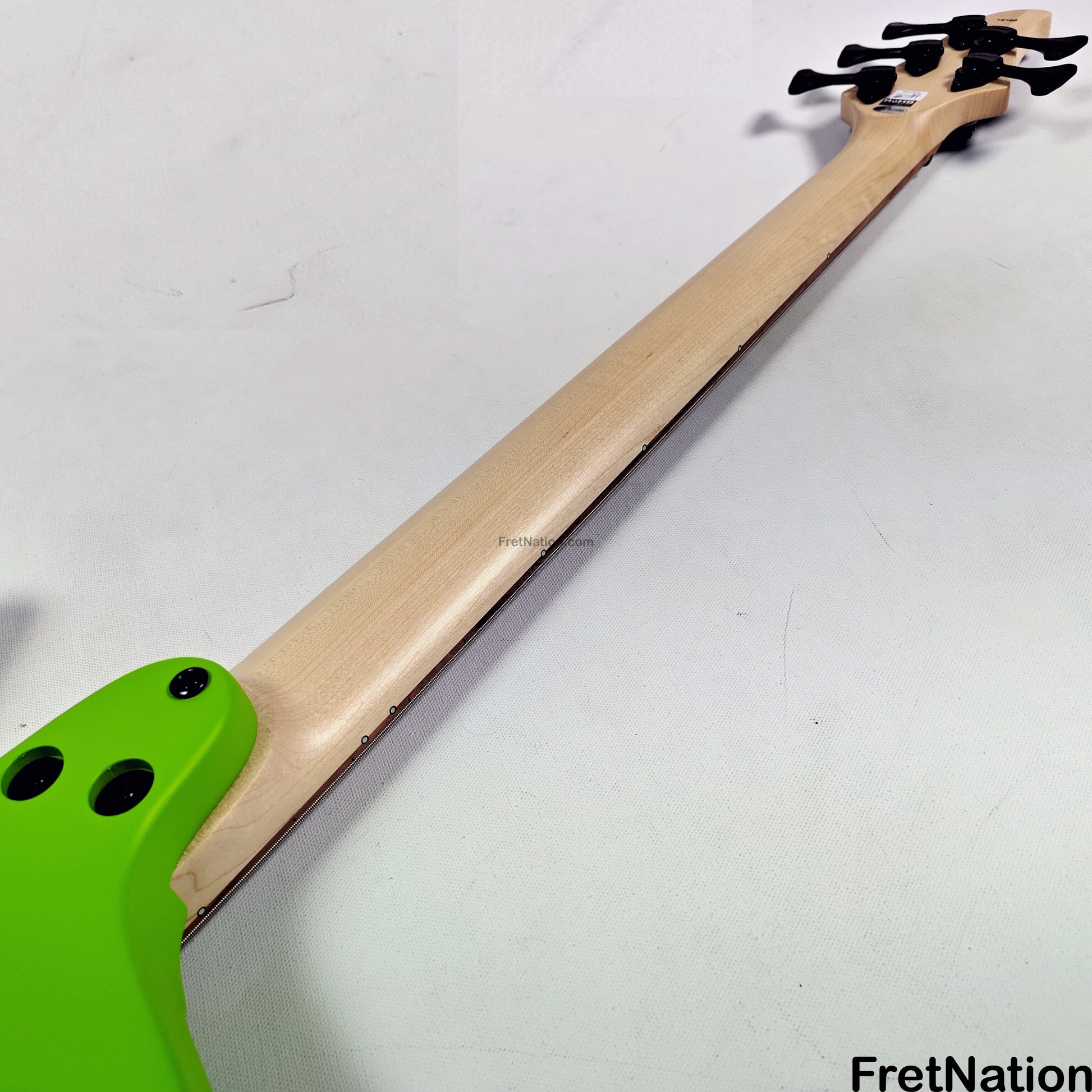 Dingwall Dingwall D-Roc Standard 5-String Matte Ferrari Green - 8.90lbs #16169