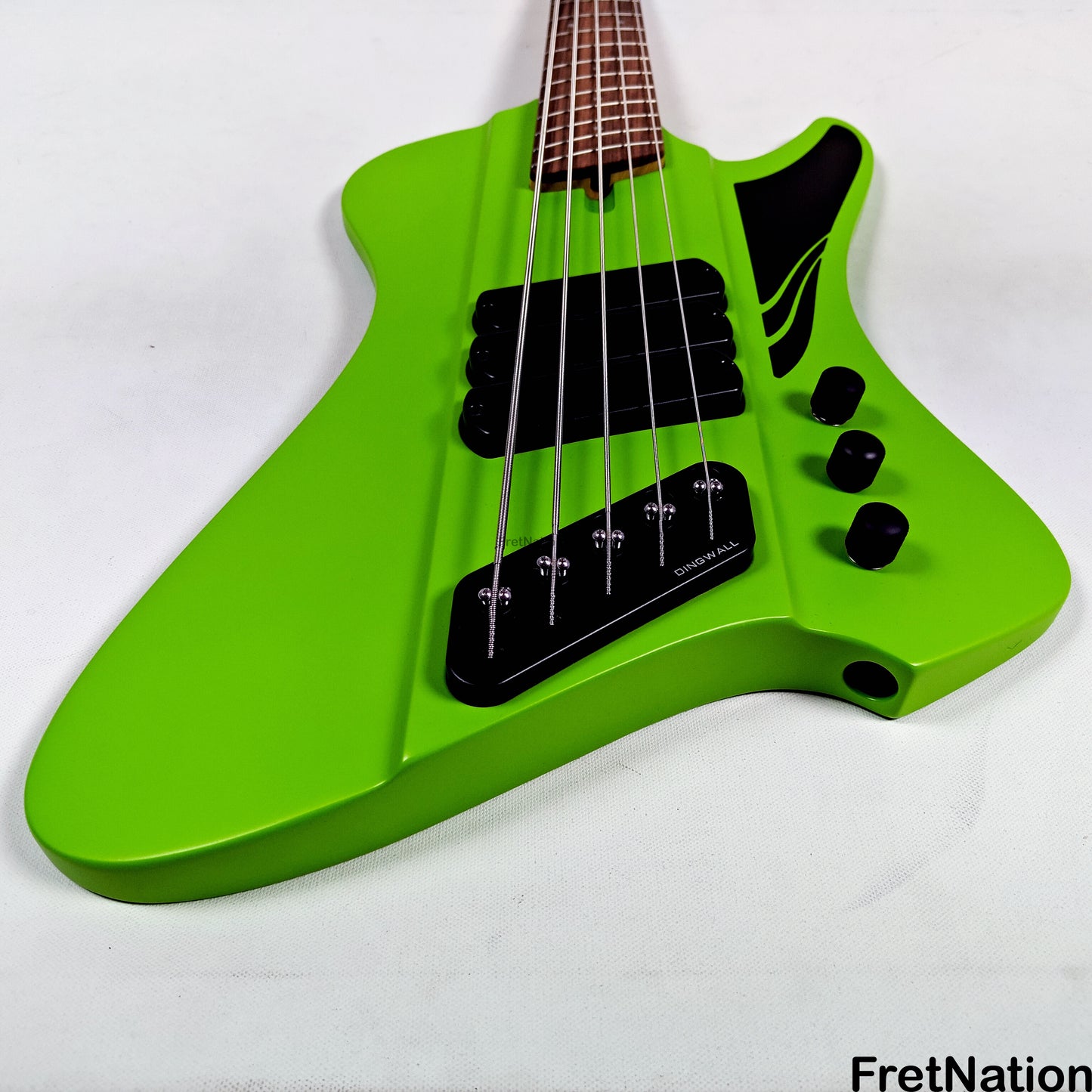 Dingwall Dingwall D-Roc Standard 5-String Matte Ferrari Green - 8.90lbs #16169