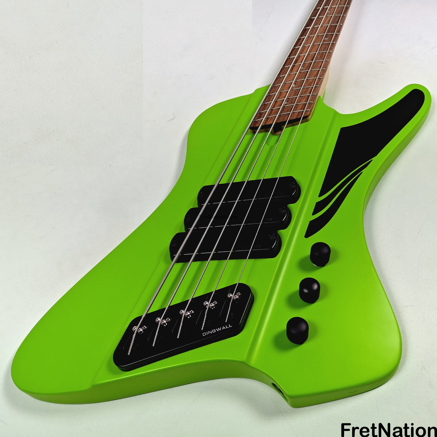 Dingwall Dingwall D-Roc Standard 5-String Matte Ferrari Green - 8.90lbs #16169