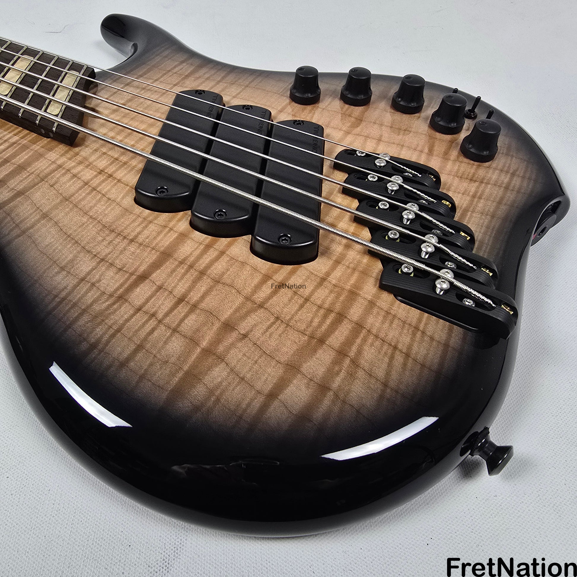 Dingwall Dingwall Z3 Custom 5-String Bass BlackBurst 8.98lbs #7713