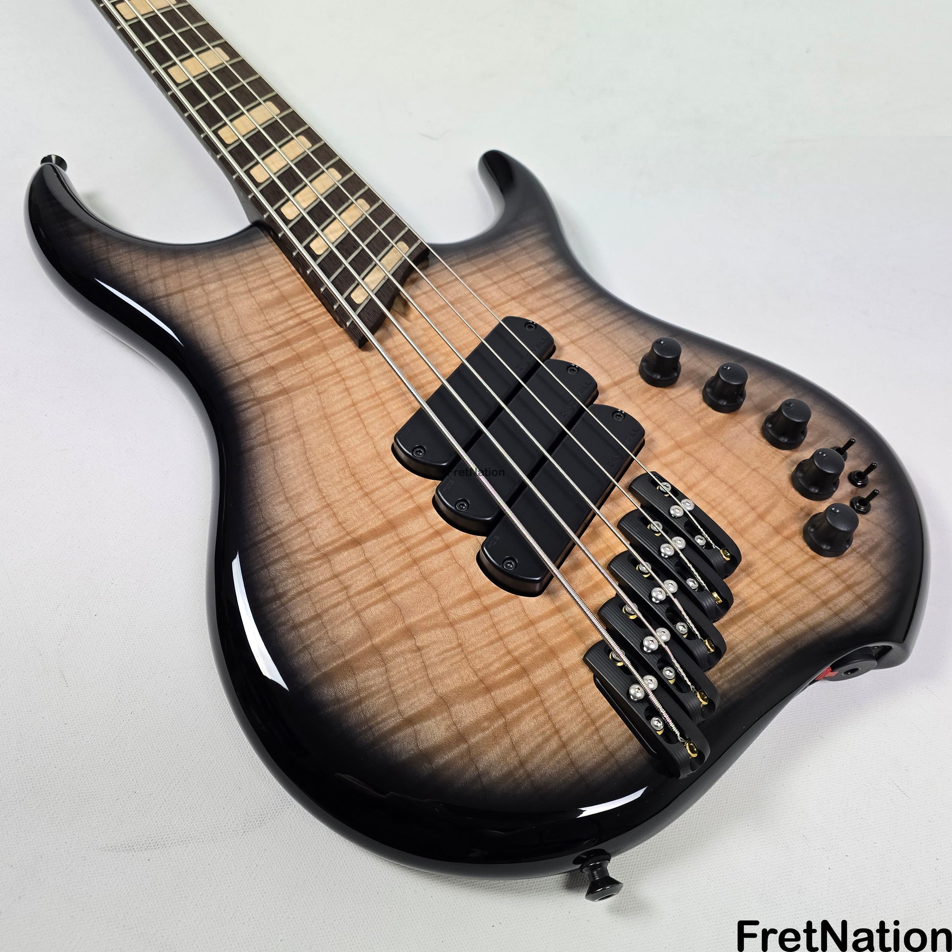 Dingwall Dingwall Z3 Custom 5-String Bass BlackBurst 8.98lbs #7713