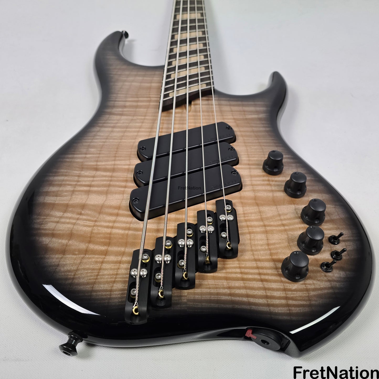 Dingwall Dingwall Z3 Custom 5-String Bass BlackBurst 8.98lbs #7713