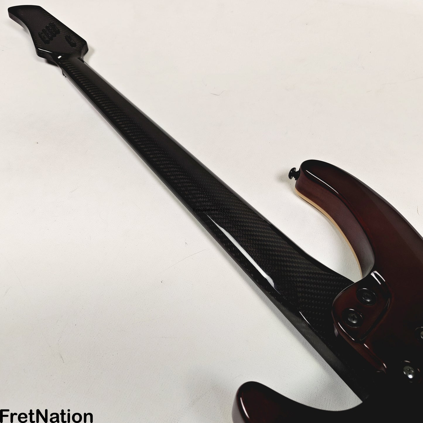 KLOS Guitars KLOS Apollo V Custom Headless 5-String Bass Gold Fishman Fluence 8.48lbs - NAMM Display
