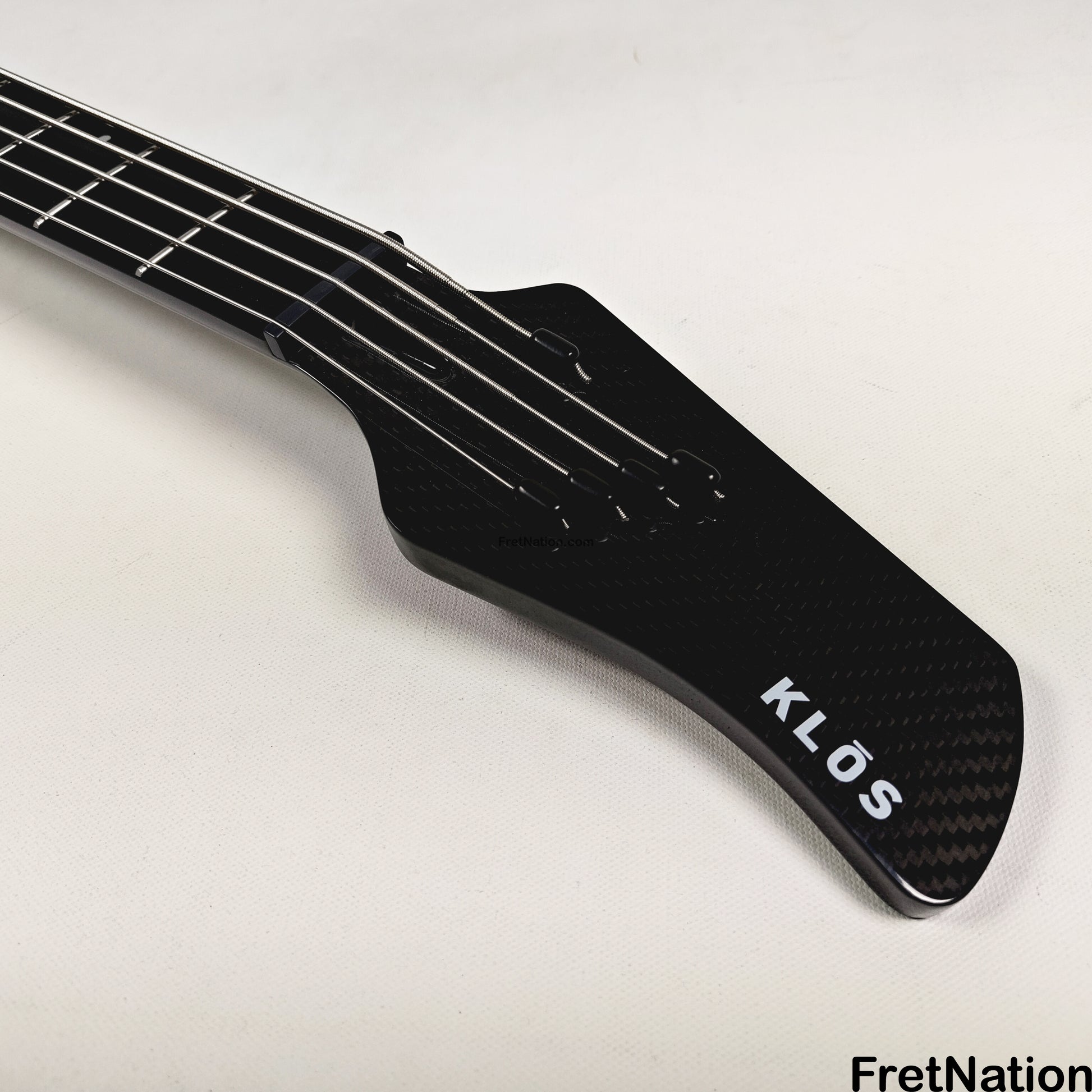 KLOS Guitars KLOS Apollo V Custom Headless 5-String Bass Gold Fishman Fluence 8.48lbs - NAMM Display