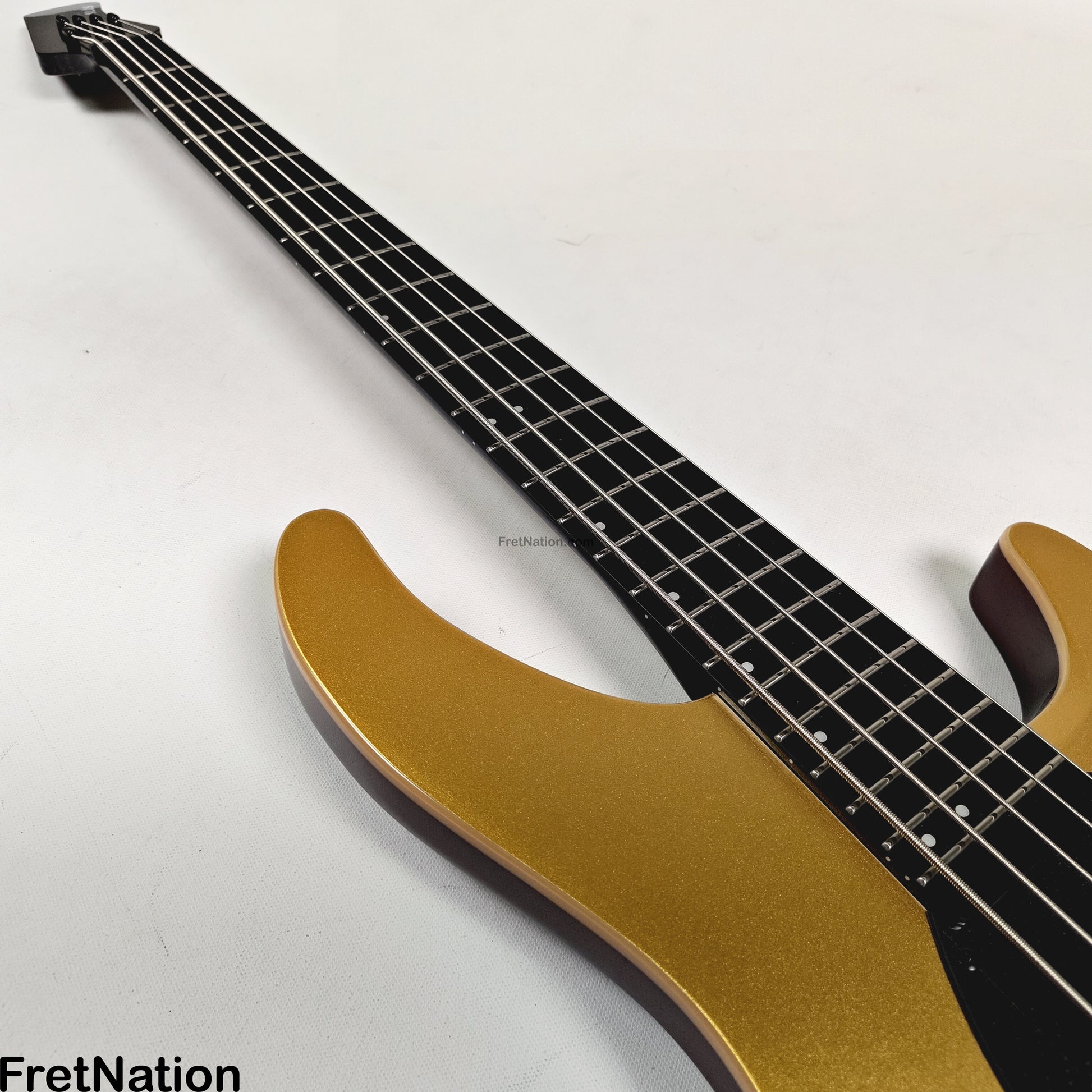 KLOS Guitars KLOS Apollo V Custom Headless 5-String Bass Gold Fishman Fluence 8.48lbs - NAMM Display
