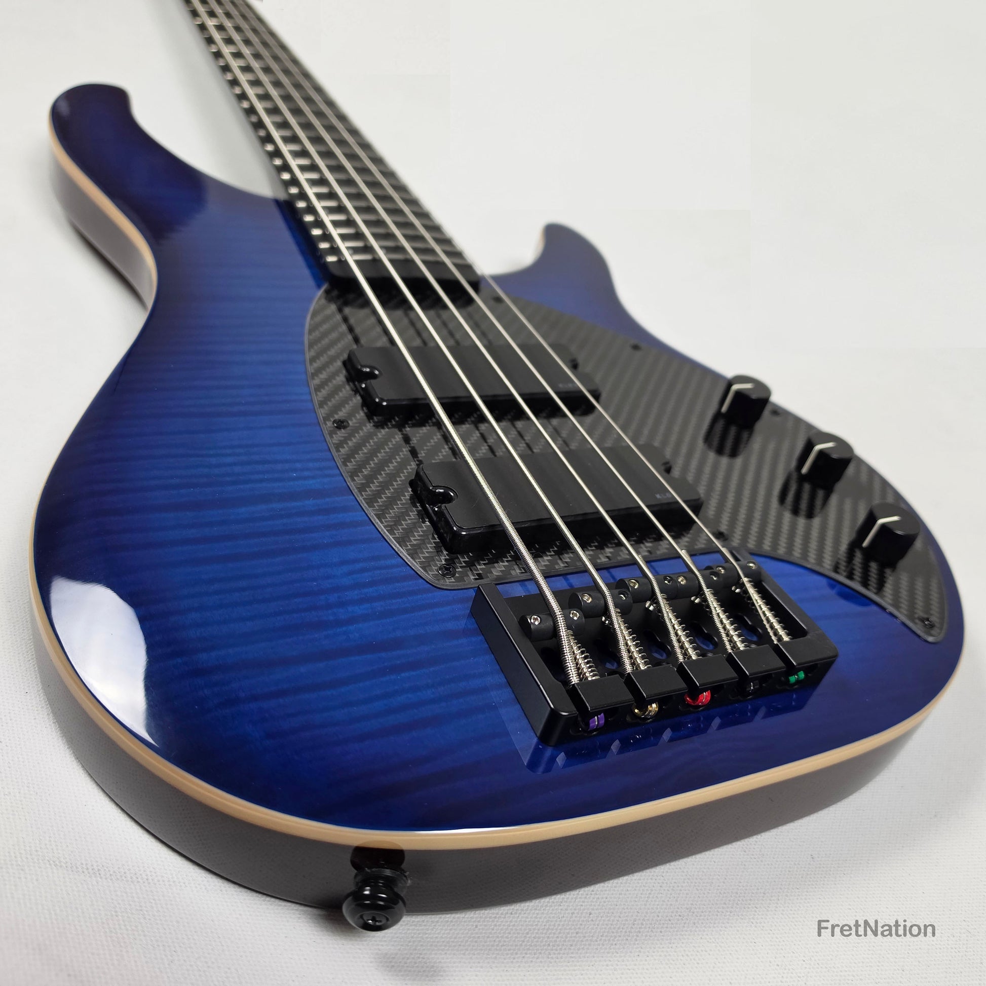 KLOS Guitars KLOS Apollo V Custom 5-String Bass Blue Flame w/ Blackouts 9.40lbs - Blemish