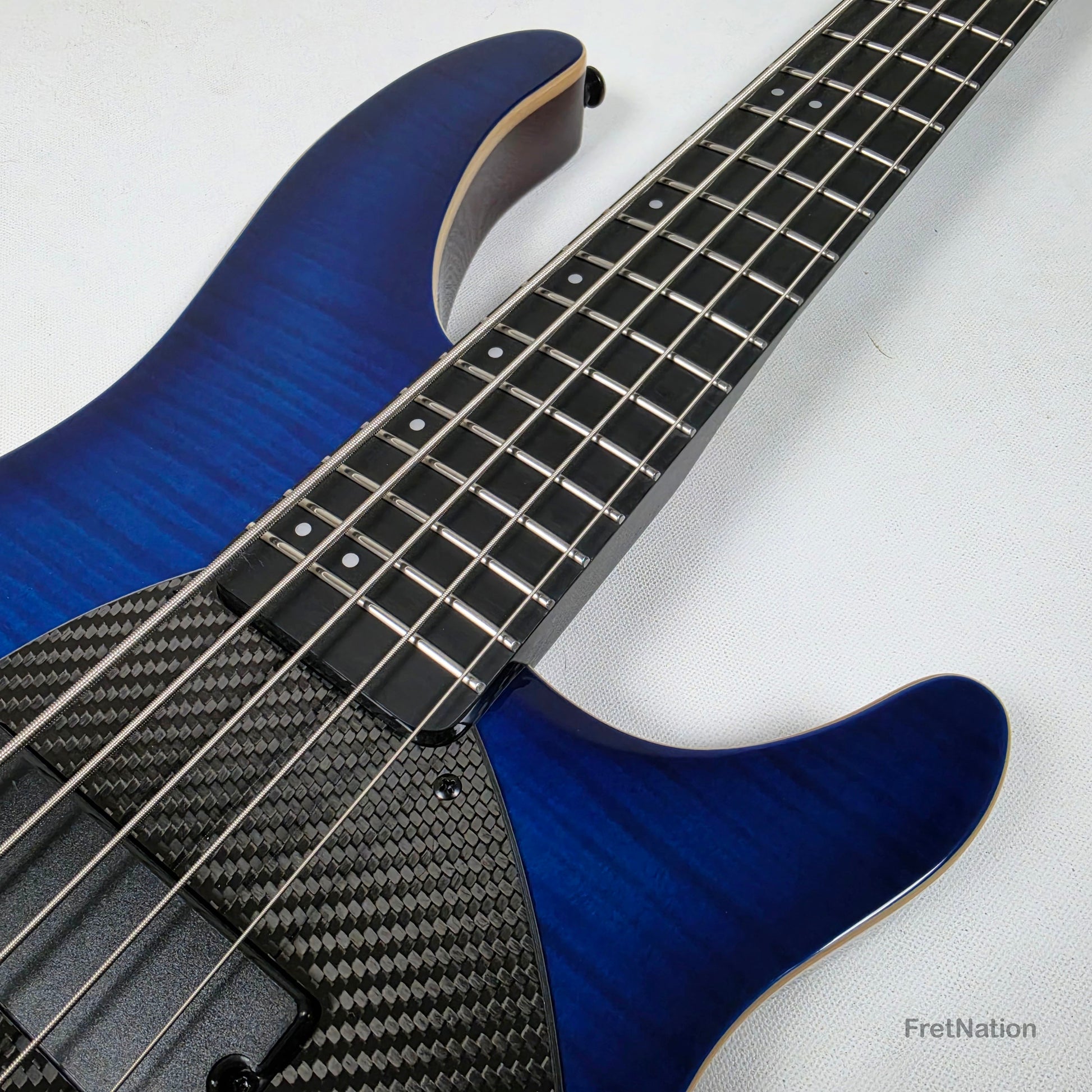 KLOS Guitars KLOS Apollo V Custom 5-String Bass Blue Flame w/ Blackouts 9.40lbs - Blemish