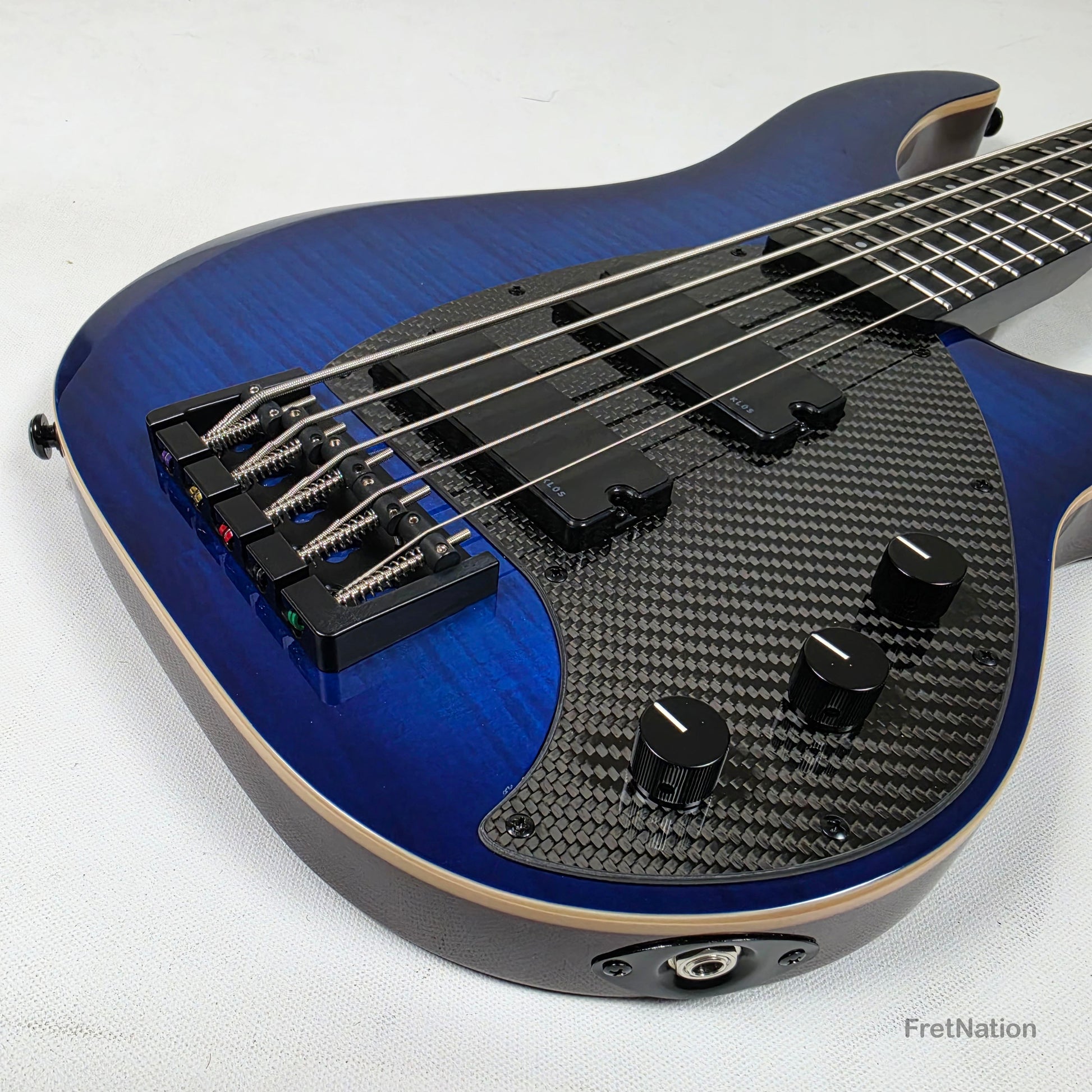 KLOS Guitars KLOS Apollo V Custom 5-String Bass Blue Flame w/ Blackouts 9.40lbs - Blemish