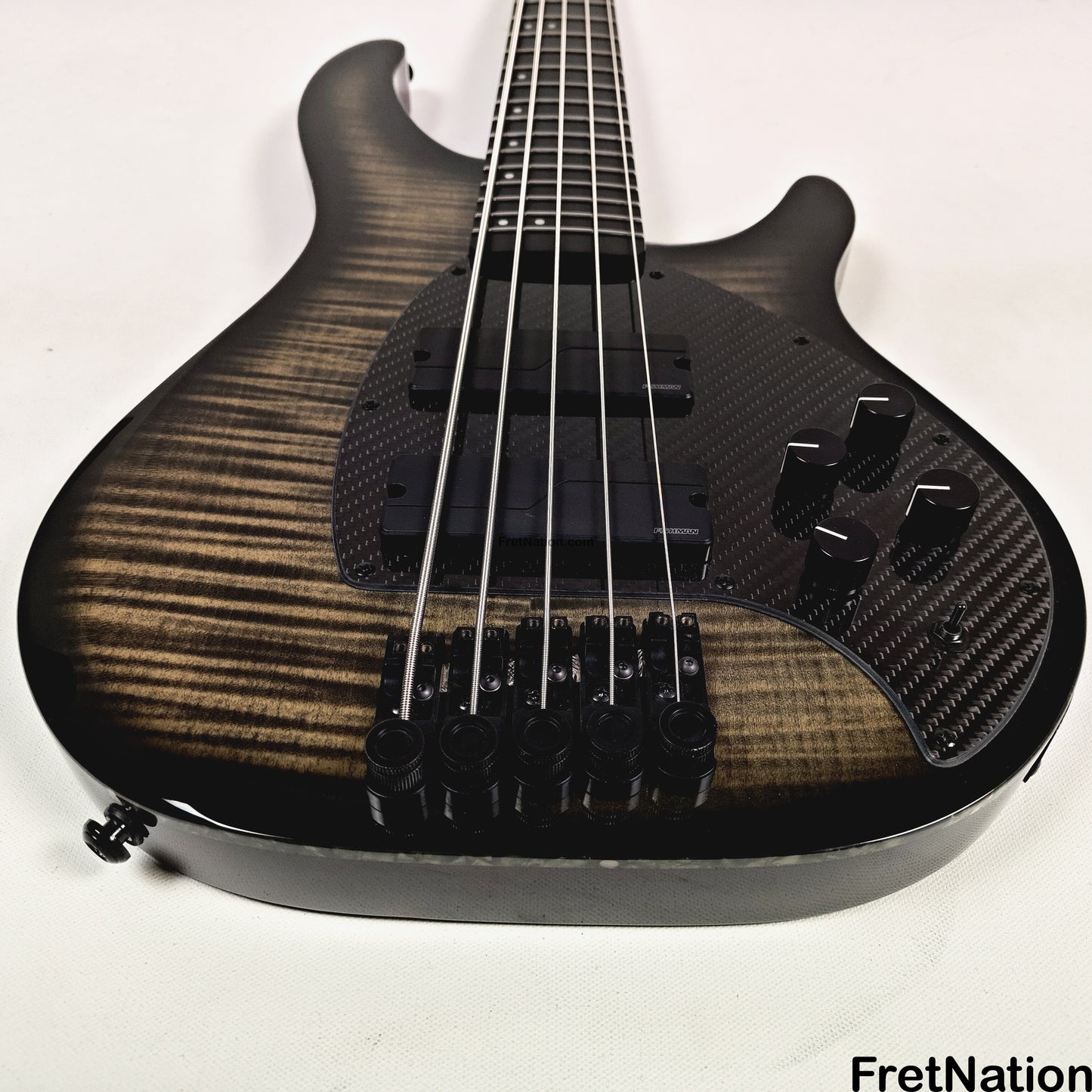 KLOS Guitars KLOS Apollo V Custom Headless 5-String Bass Black Flame Fishman Fluence 8.90lbs
