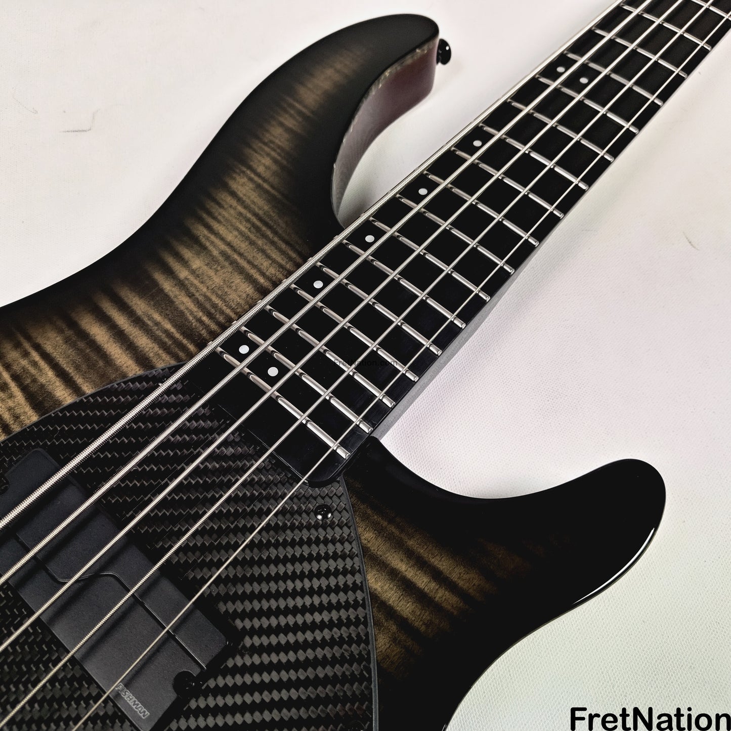 KLOS Guitars KLOS Apollo V Custom Headless 5-String Bass Black Flame Fishman Fluence 8.90lbs