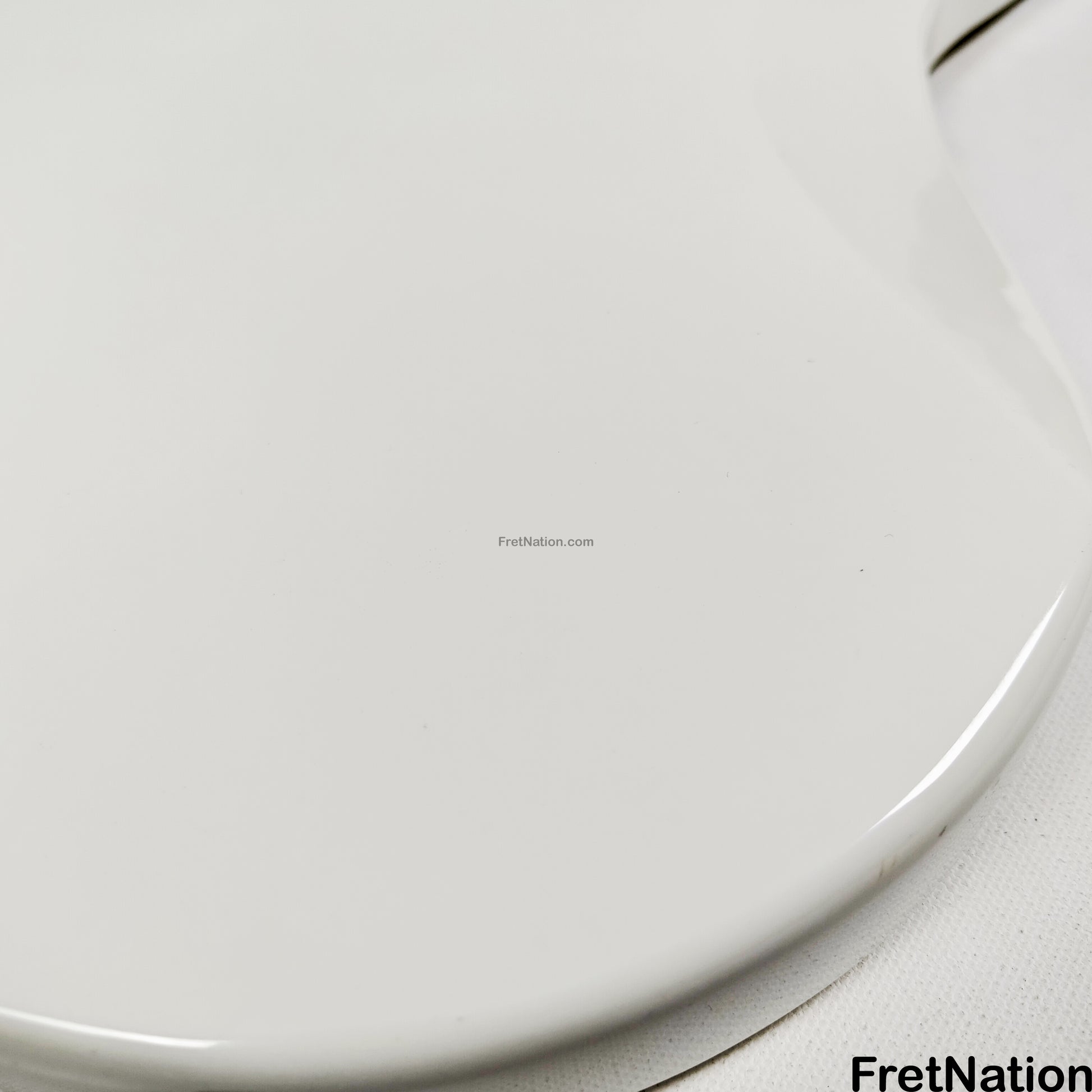 KLOS Guitars KLOS Apollo IV Standard 4-String Bass White w/ Carbon Fiber Neck 7.62lbs