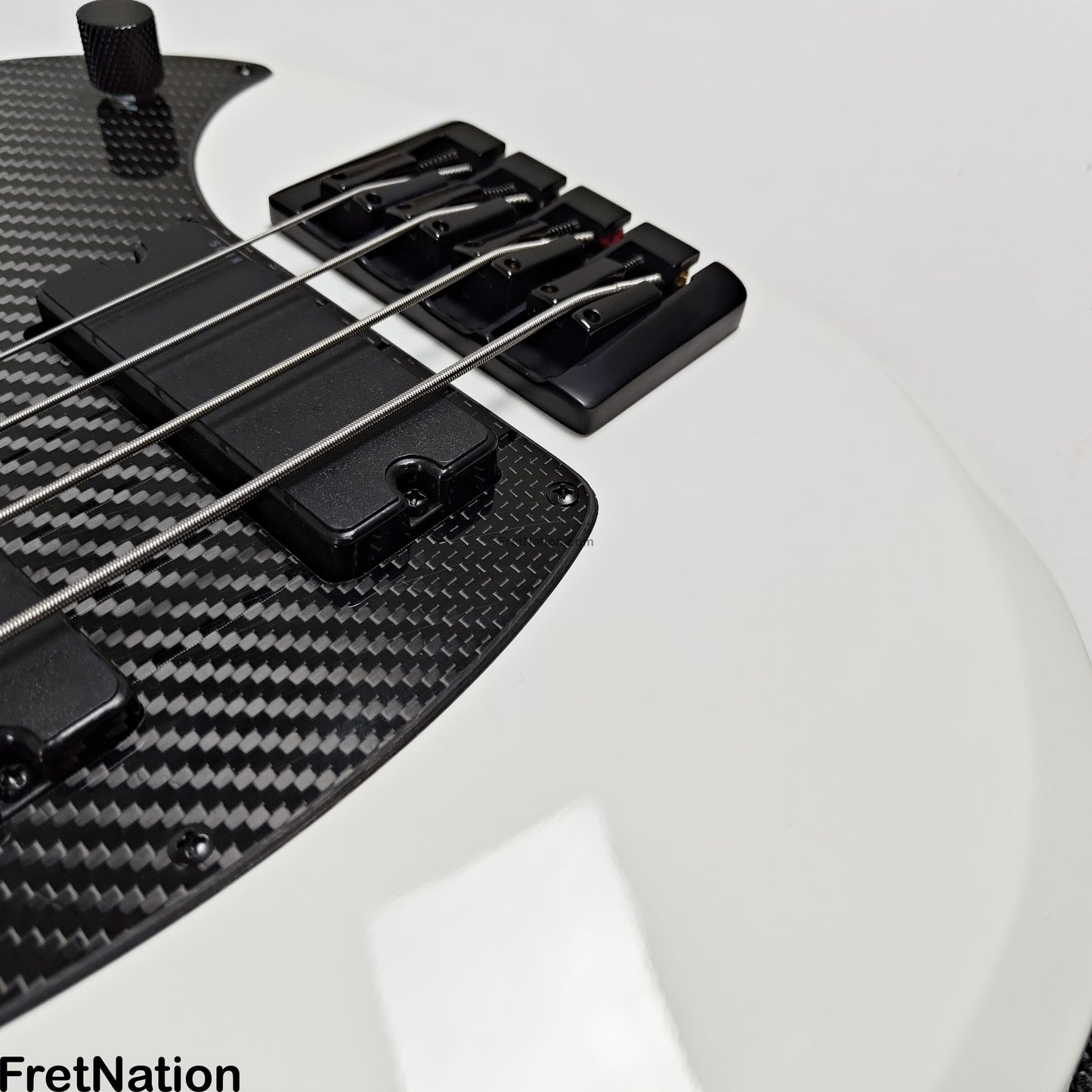 KLOS Guitars KLOS Apollo IV Standard 4-String Bass White w/ Carbon Fiber Neck 7.62lbs