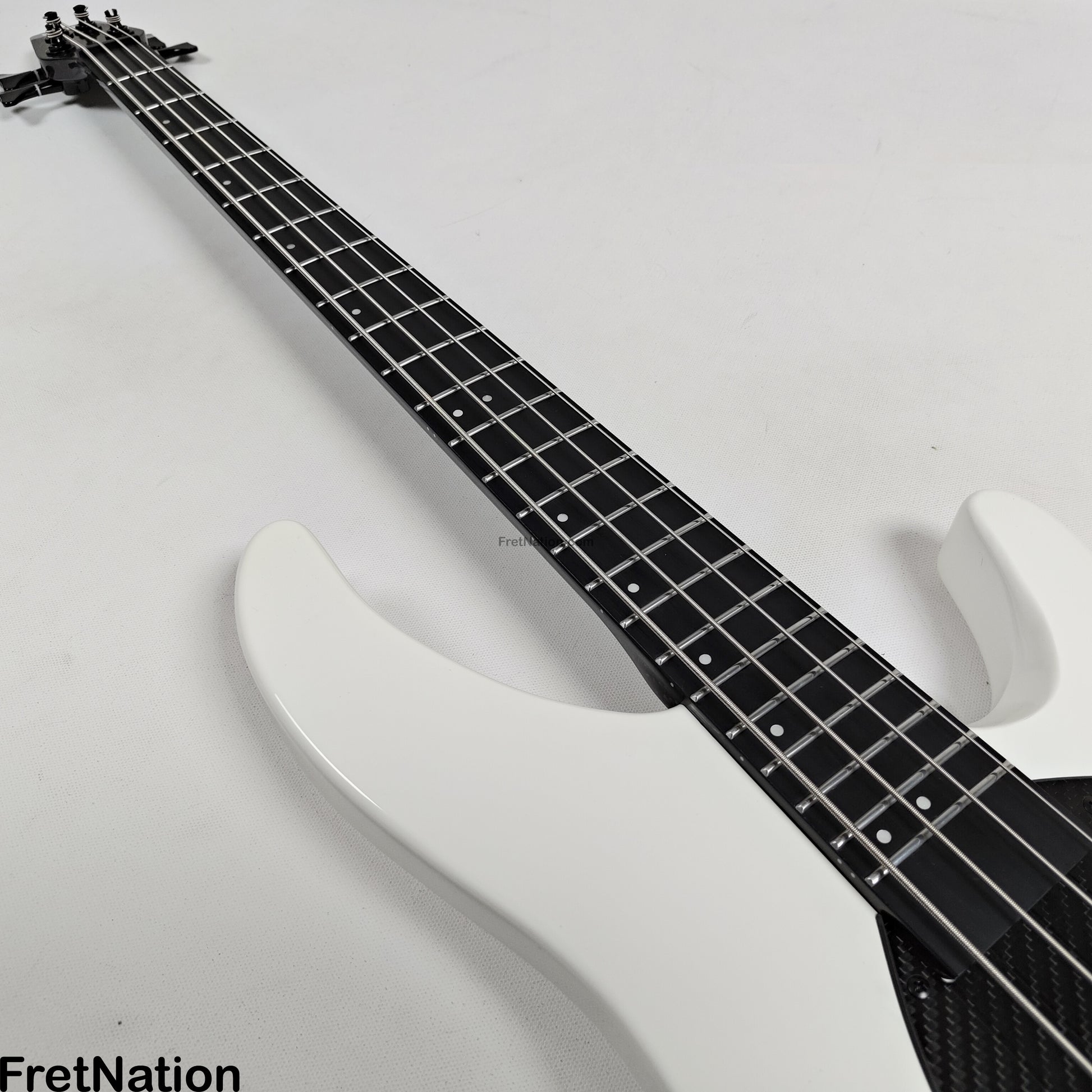 KLOS Guitars KLOS Apollo IV Standard 4-String Bass White w/ Carbon Fiber Neck 7.62lbs