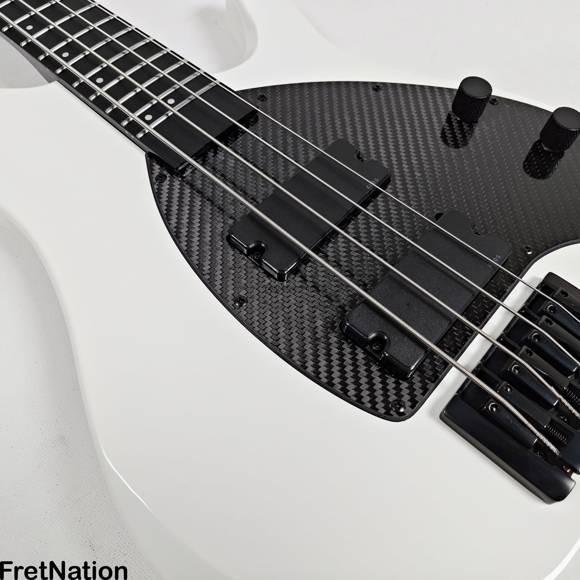 KLOS Guitars KLOS Apollo IV Standard 4-String Bass White w/ Carbon Fiber Neck 7.62lbs