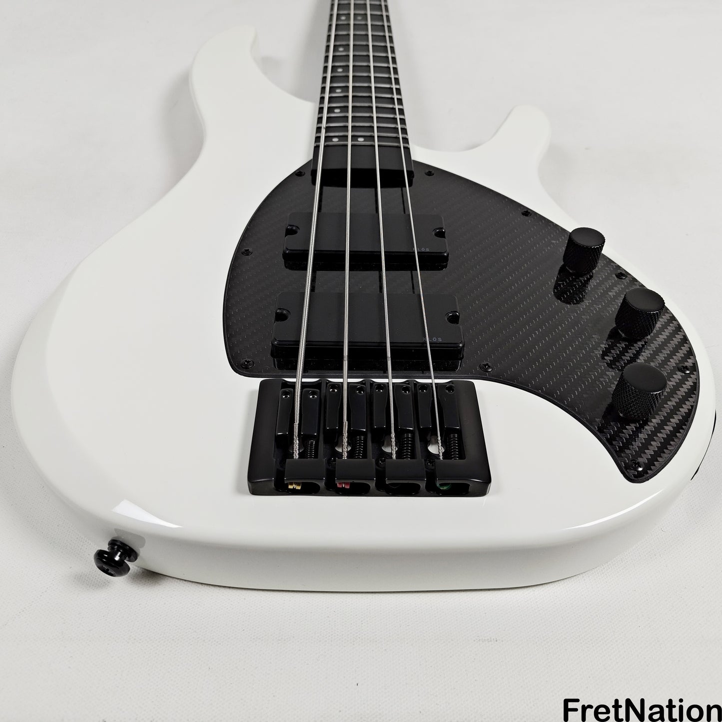 KLOS Guitars KLOS Apollo IV Standard 4-String Bass White w/ Carbon Fiber Neck 7.62lbs