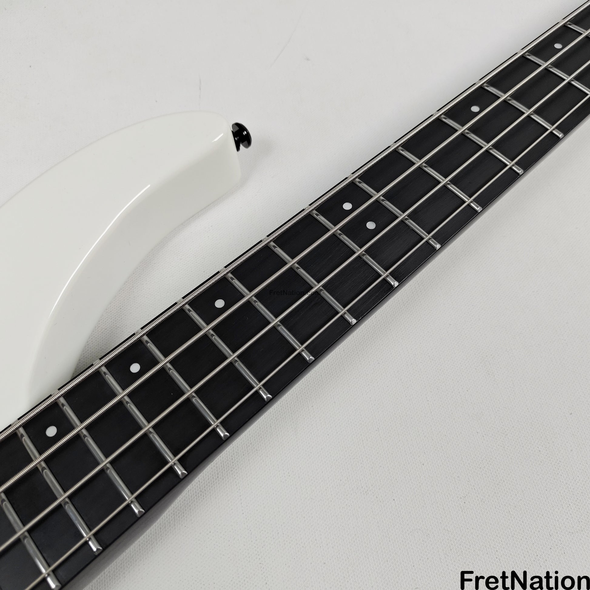 KLOS Guitars KLOS Apollo IV Standard 4-String Bass White w/ Carbon Fiber Neck 7.62lbs