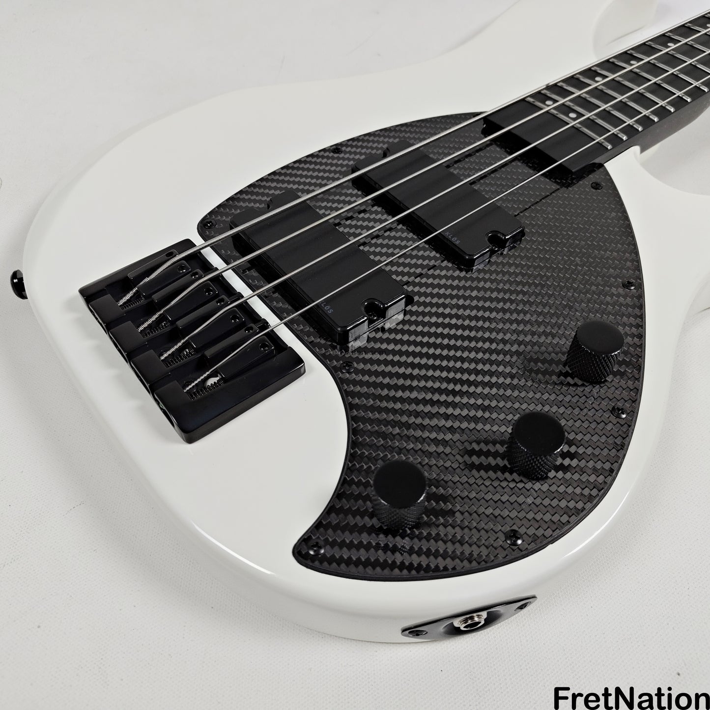 KLOS Guitars KLOS Apollo IV Standard 4-String Bass White w/ Carbon Fiber Neck 7.62lbs
