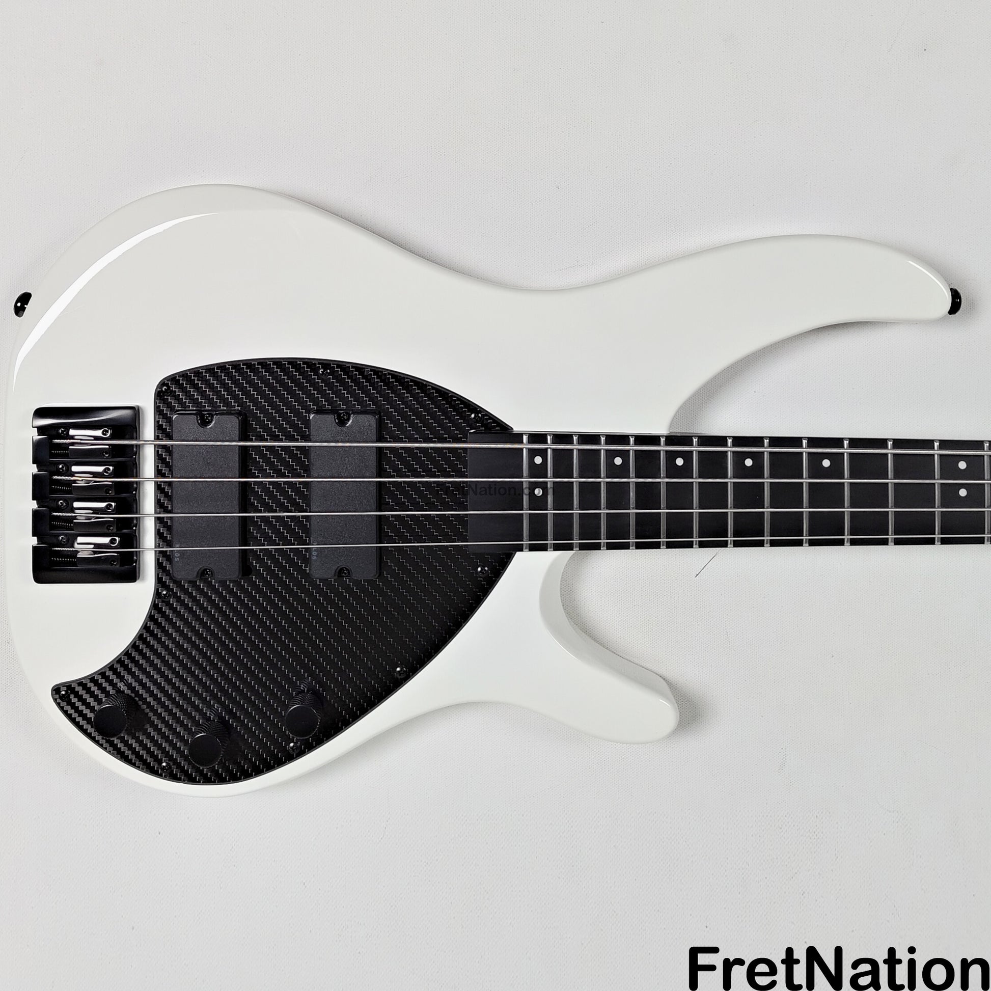 KLOS Guitars KLOS Apollo IV Standard 4-String Bass White w/ Carbon Fiber Neck 7.62lbs