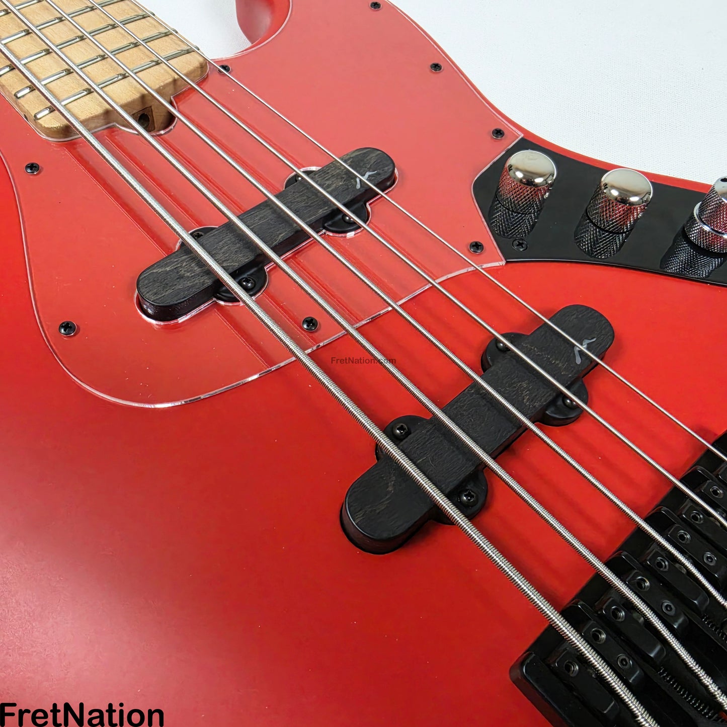 Marco Bass Guitars Marco Bass Guitars TFL-5 5-String 34.5" Satin Red - 9.84lbs