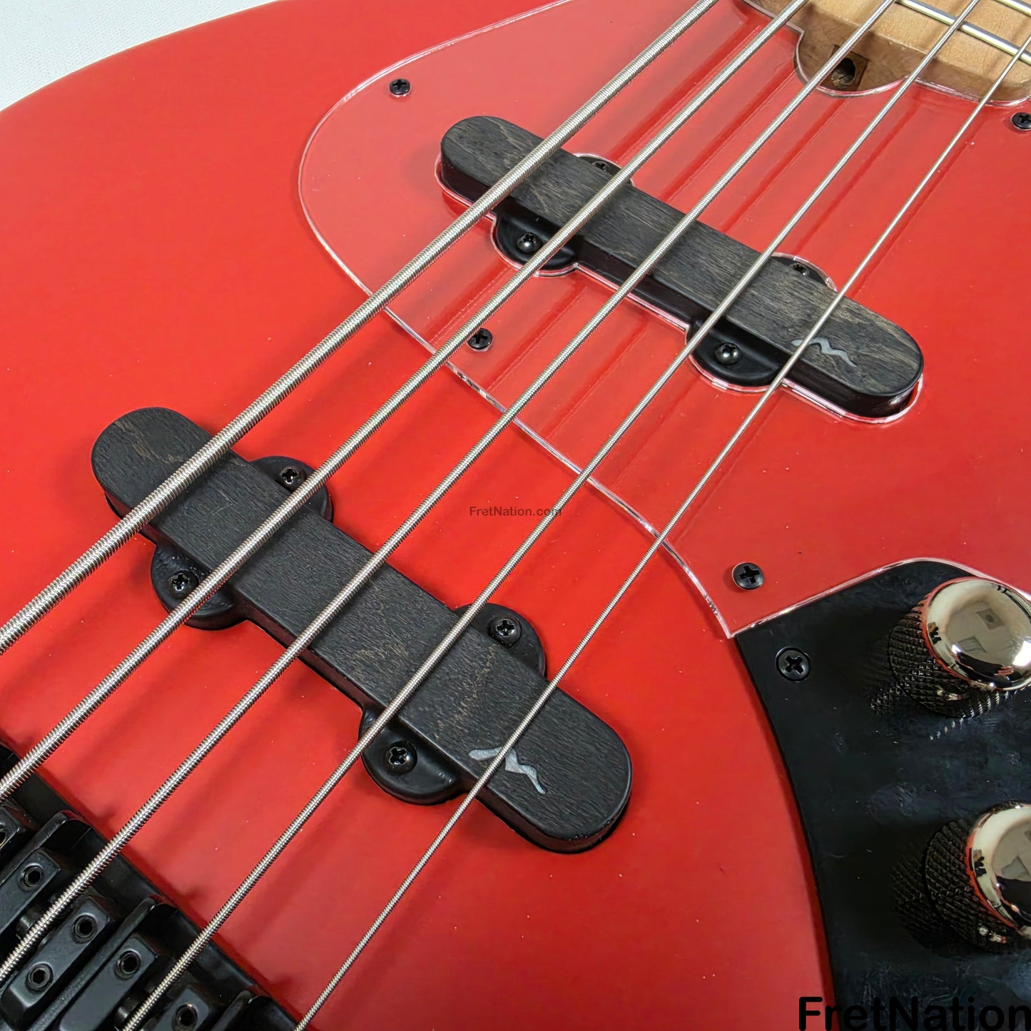 Marco Bass Guitars Marco Bass Guitars TFL-5 5-String 34.5" Satin Red - 9.84lbs