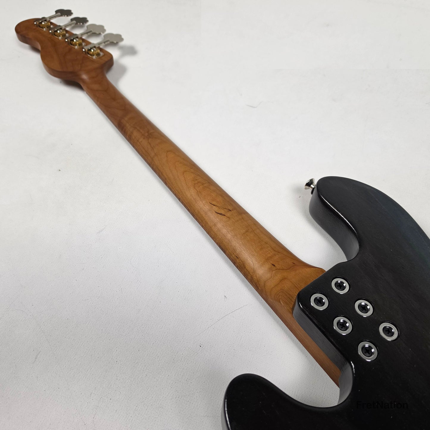 McGrath J-Style Thumper Short Scale 4-String Bass Nordstrands Passive - Black Sands 8.20lbs
