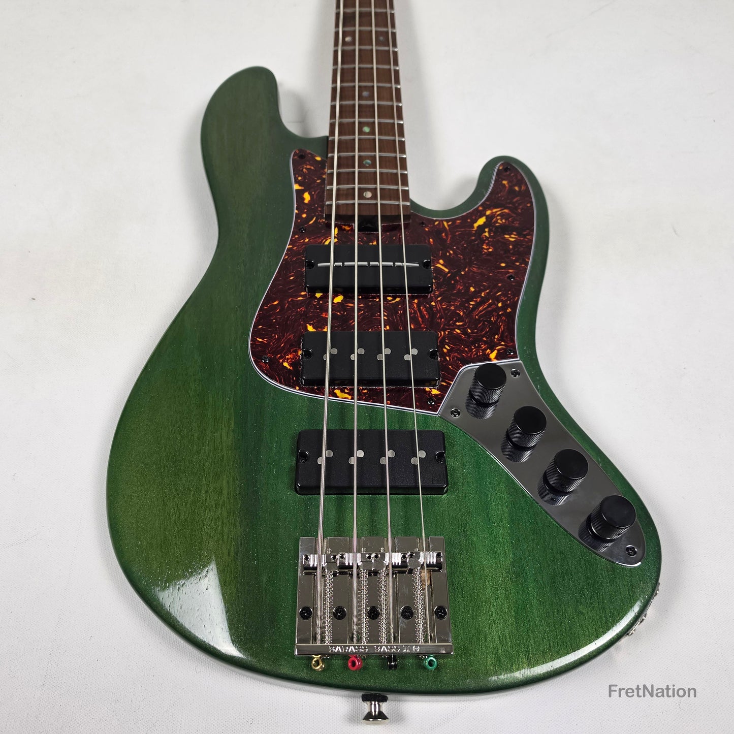 McGrath J-Style Thunderhorse IV 4-String Bass Nordstrand 12-Way Tilt - British Racing Green 9.02lbs