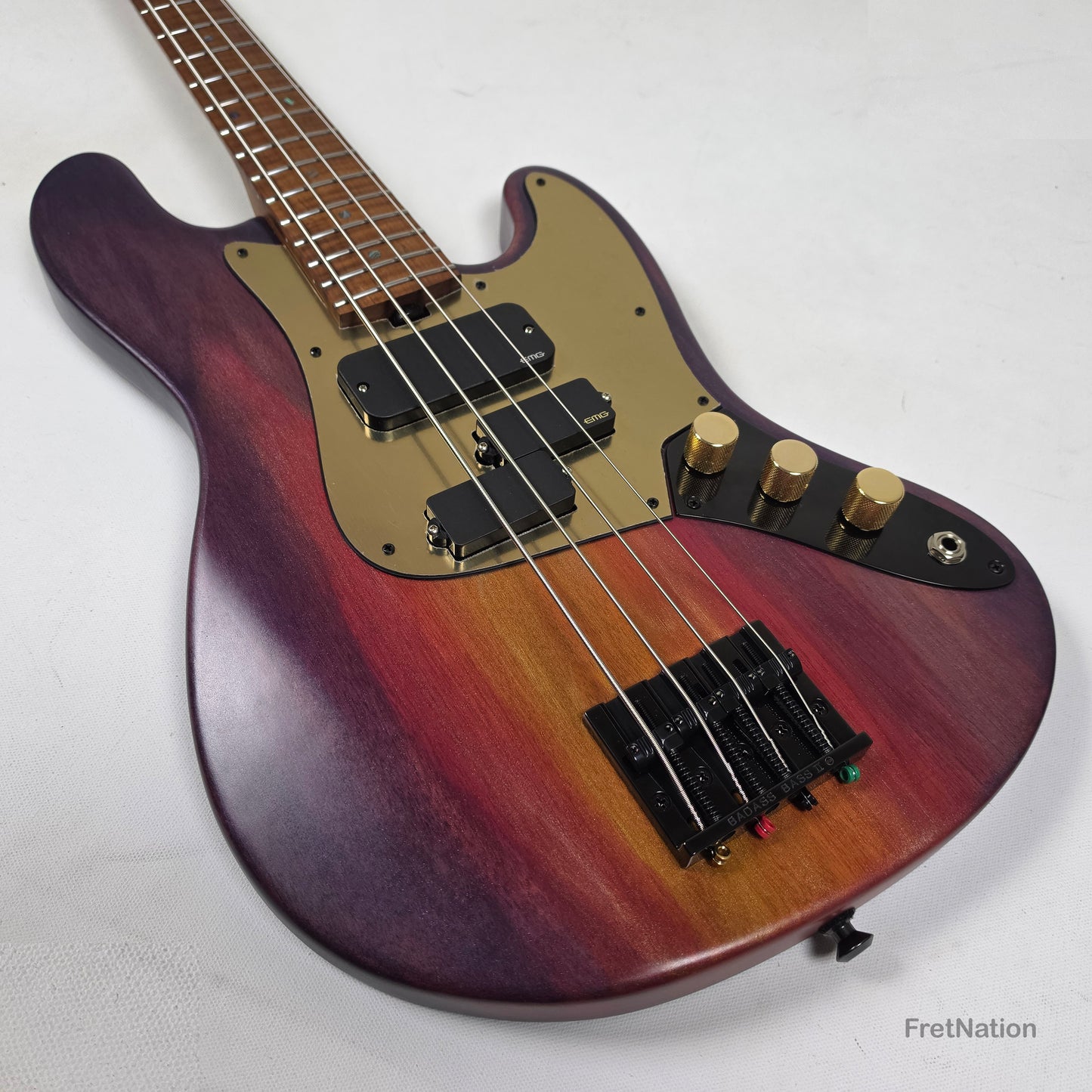 McGrath J-Style Thumper Short Scale 4-String Bass EMG Passive - Passion Fruit 8.72lbs