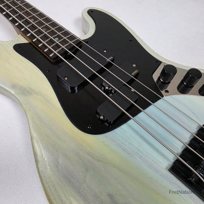 McGrath J-Style Thumper Short Scale 4-String Bass EMG Passive - White Sands 10.16lbs
