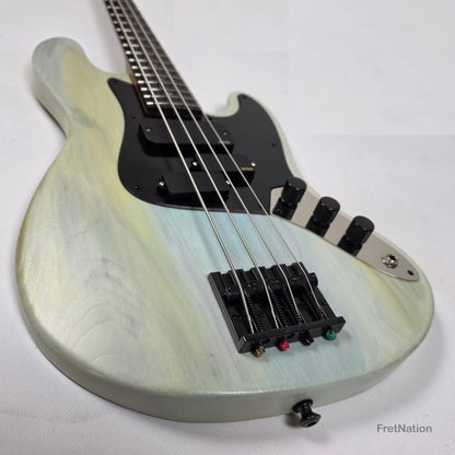 McGrath J-Style Thumper Short Scale 4-String Bass EMG Passive - White Sands 10.16lbs