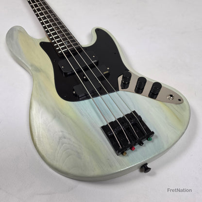 McGrath J-Style Thumper Short Scale 4-String Bass EMG Passive - White Sands 10.16lbs