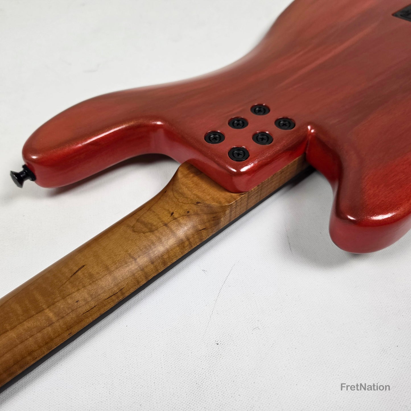 McGrath P-Style MM/J 4-String Bass EMG 12-Way - Red Flame 8.72lbs