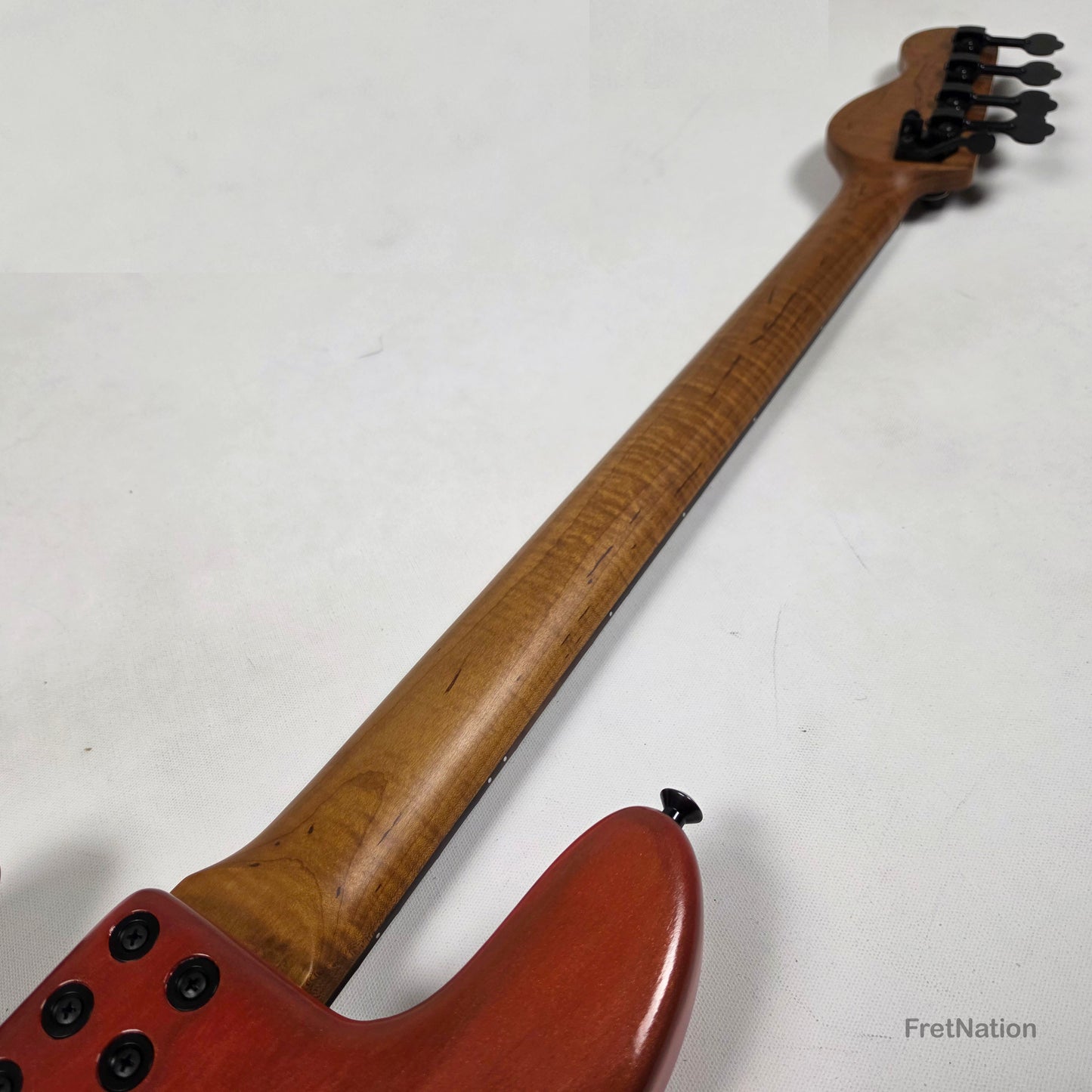 McGrath P-Style MM/J 4-String Bass EMG 12-Way - Red Flame 8.72lbs