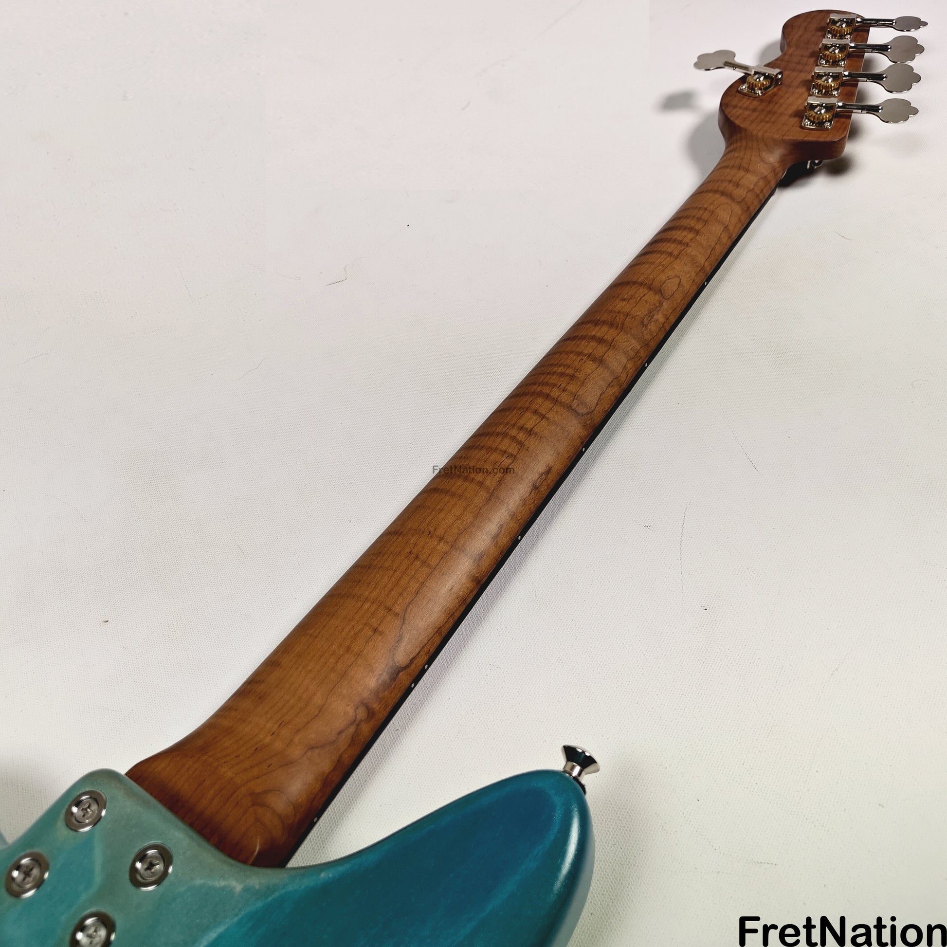 McGrath Guitars McGrath Rebel 5-String Bass - Pool Blue 10.36lbs