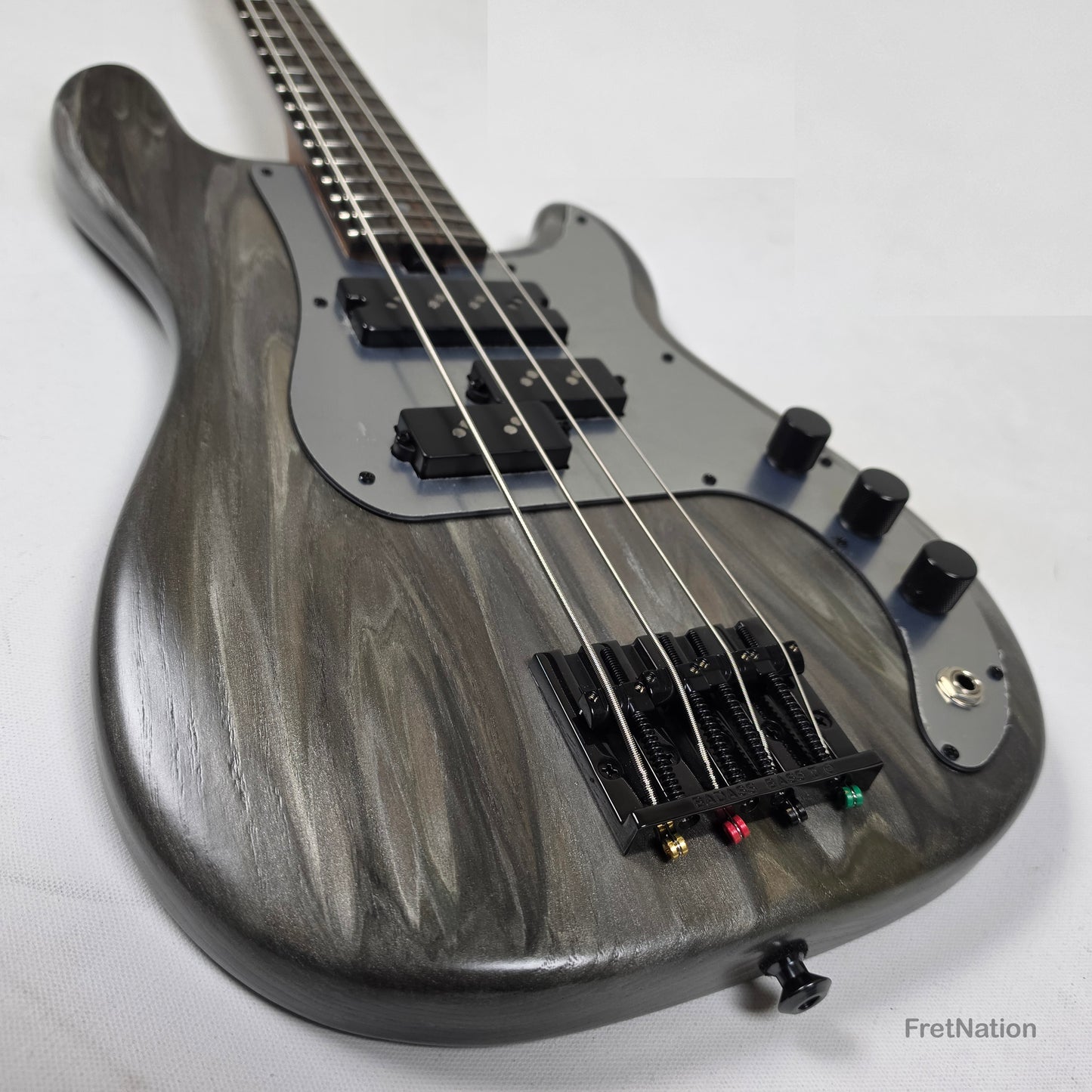 McGrath Thumper Short Scale 4-String Bass Nordstrand Passive - Damascus 8.96lbs